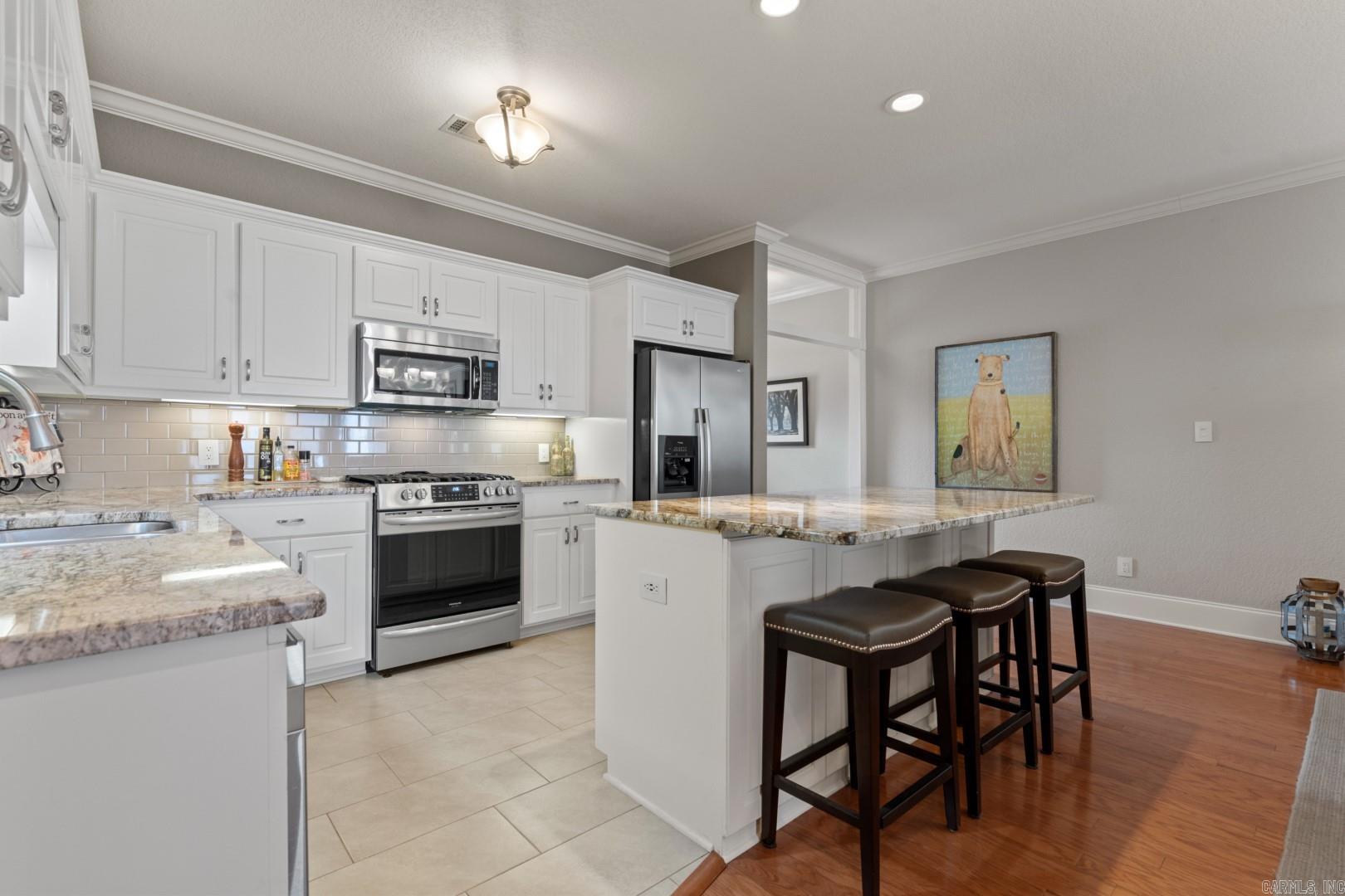 LIGHTHOUSE COVE - Residential