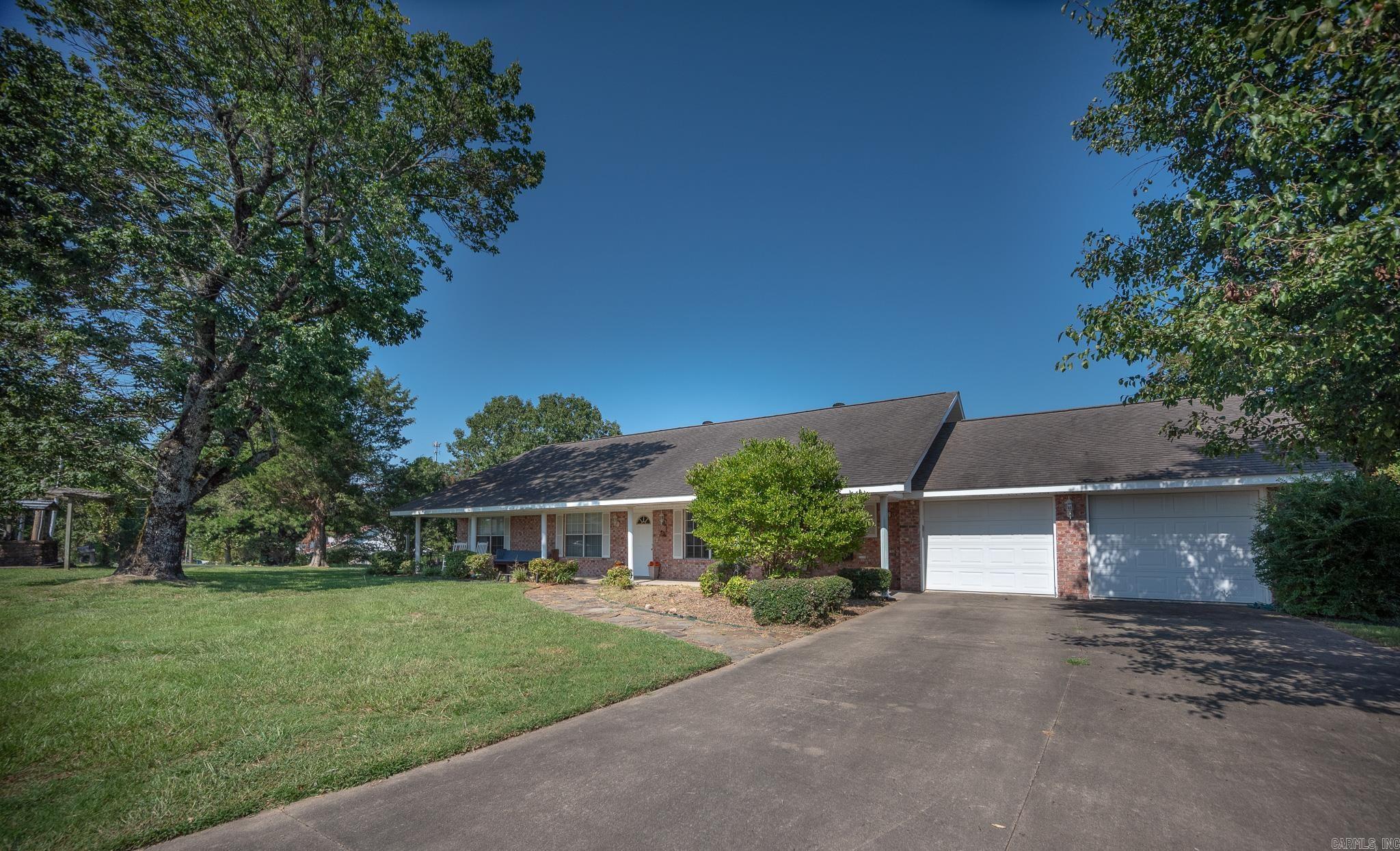 SPRING LAKE - Residential