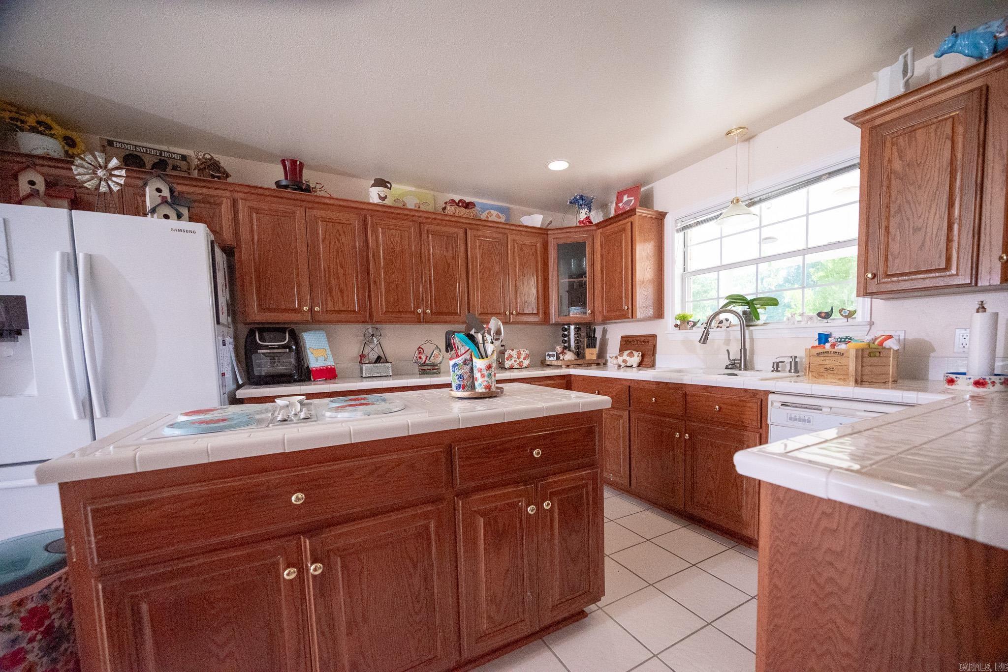 SPRING LAKE - Residential