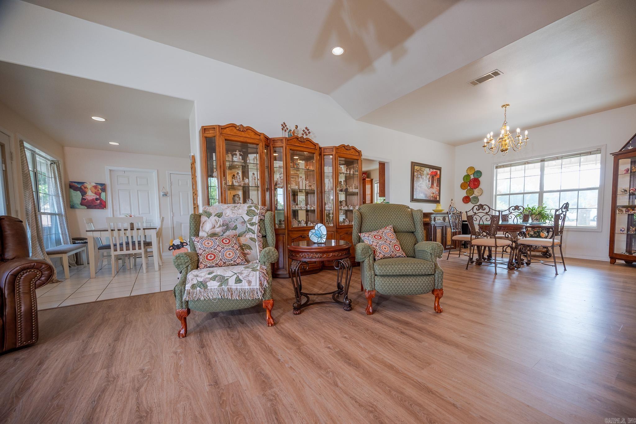 SPRING LAKE - Residential