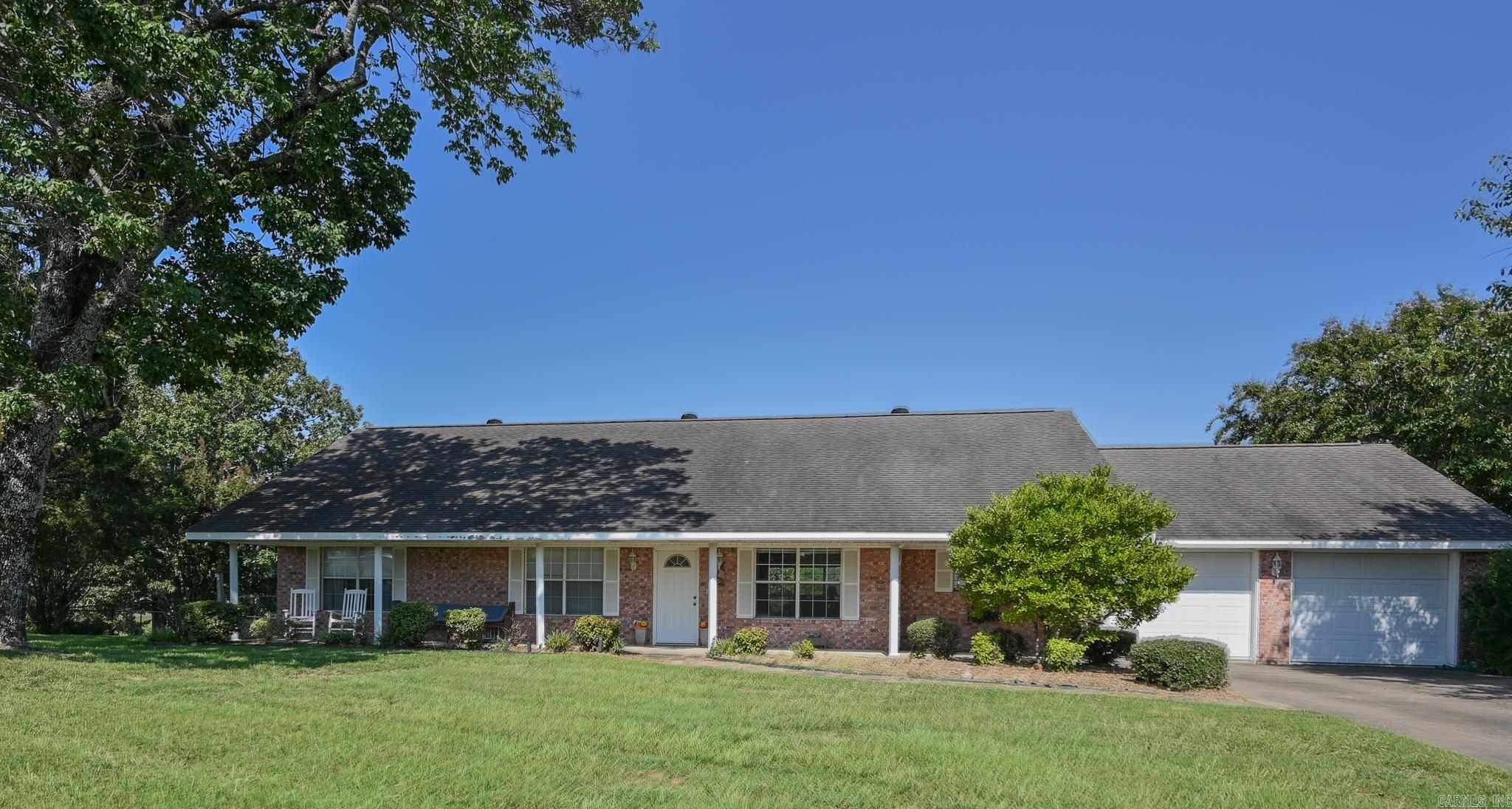 SPRING LAKE - Residential