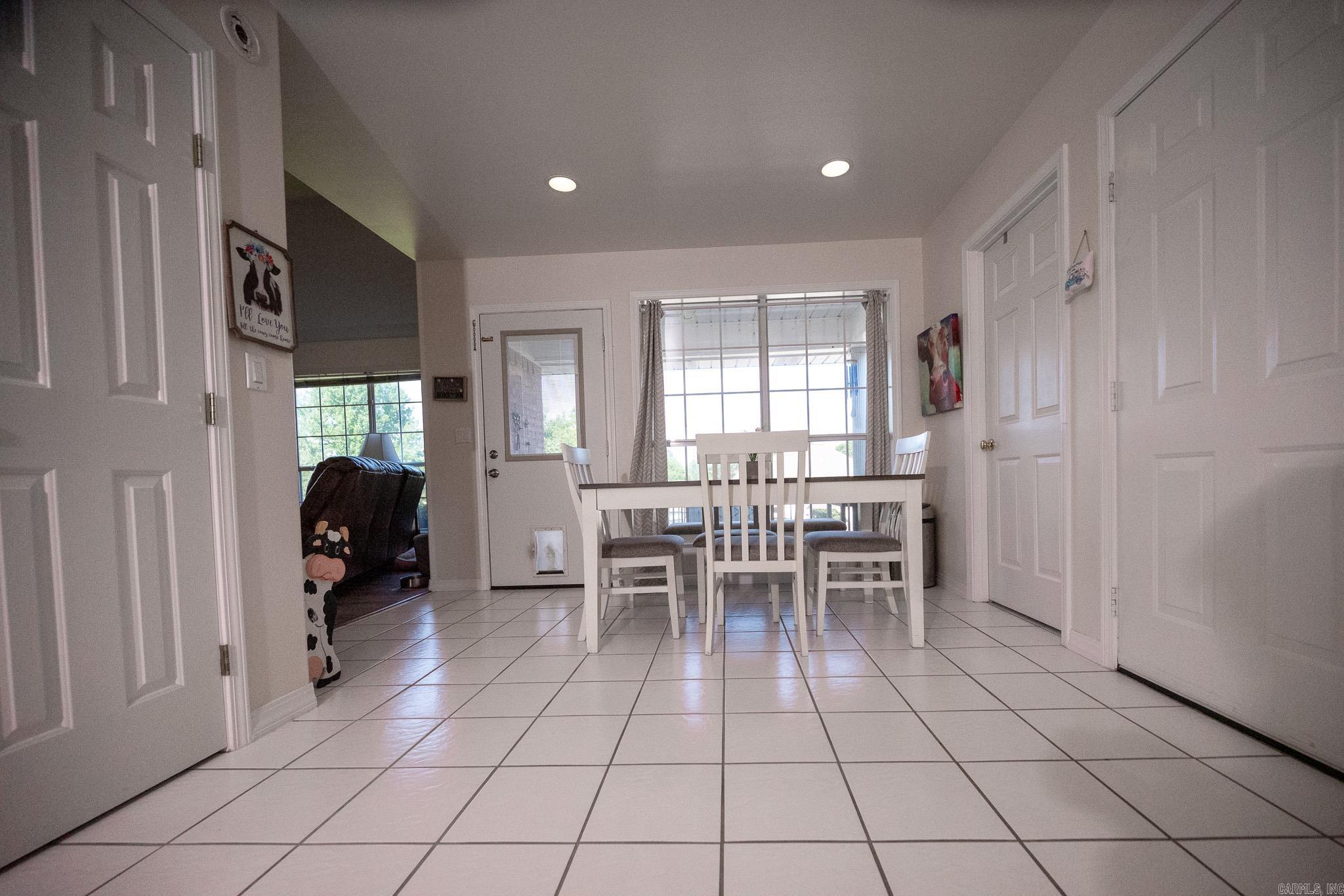 SPRING LAKE - Residential