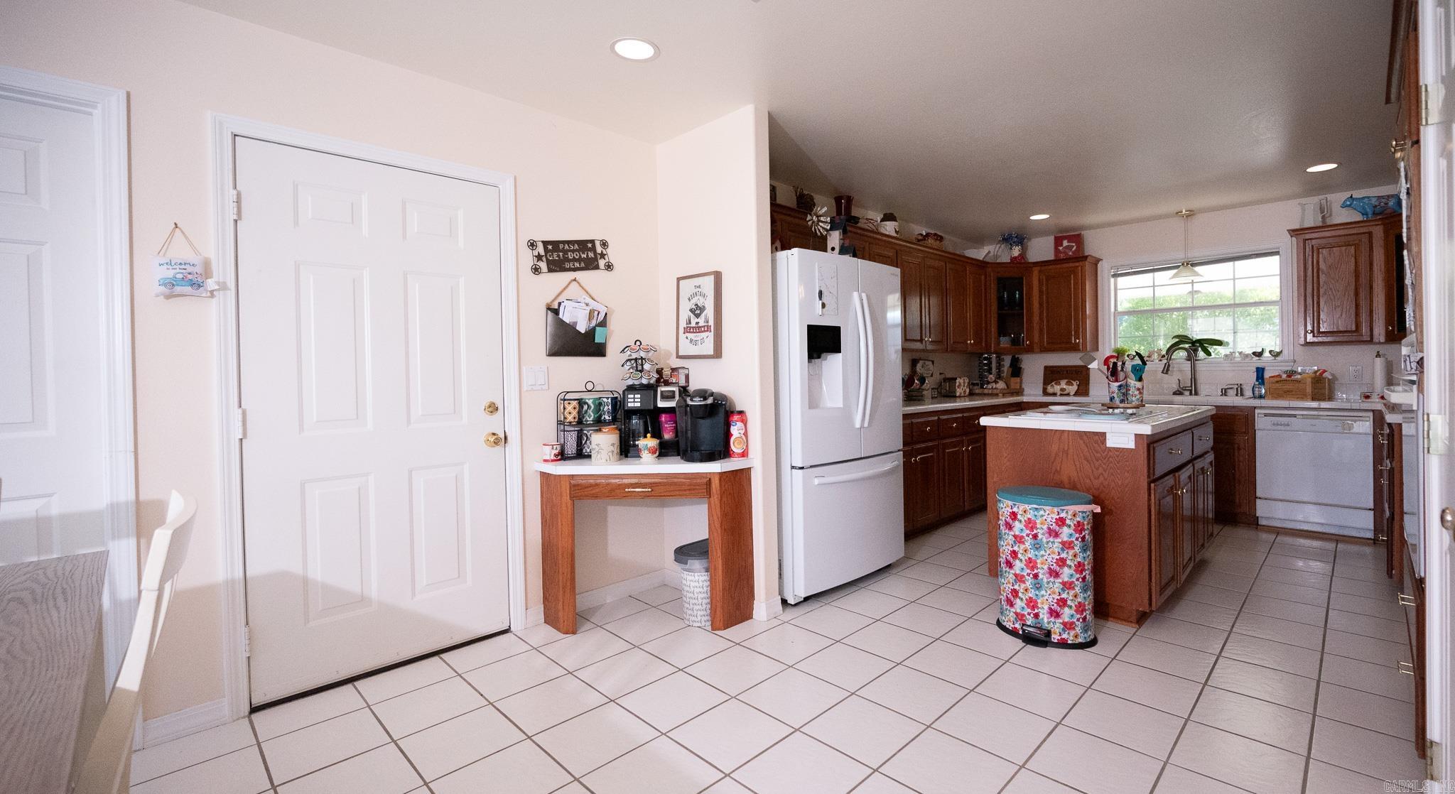 SPRING LAKE - Residential