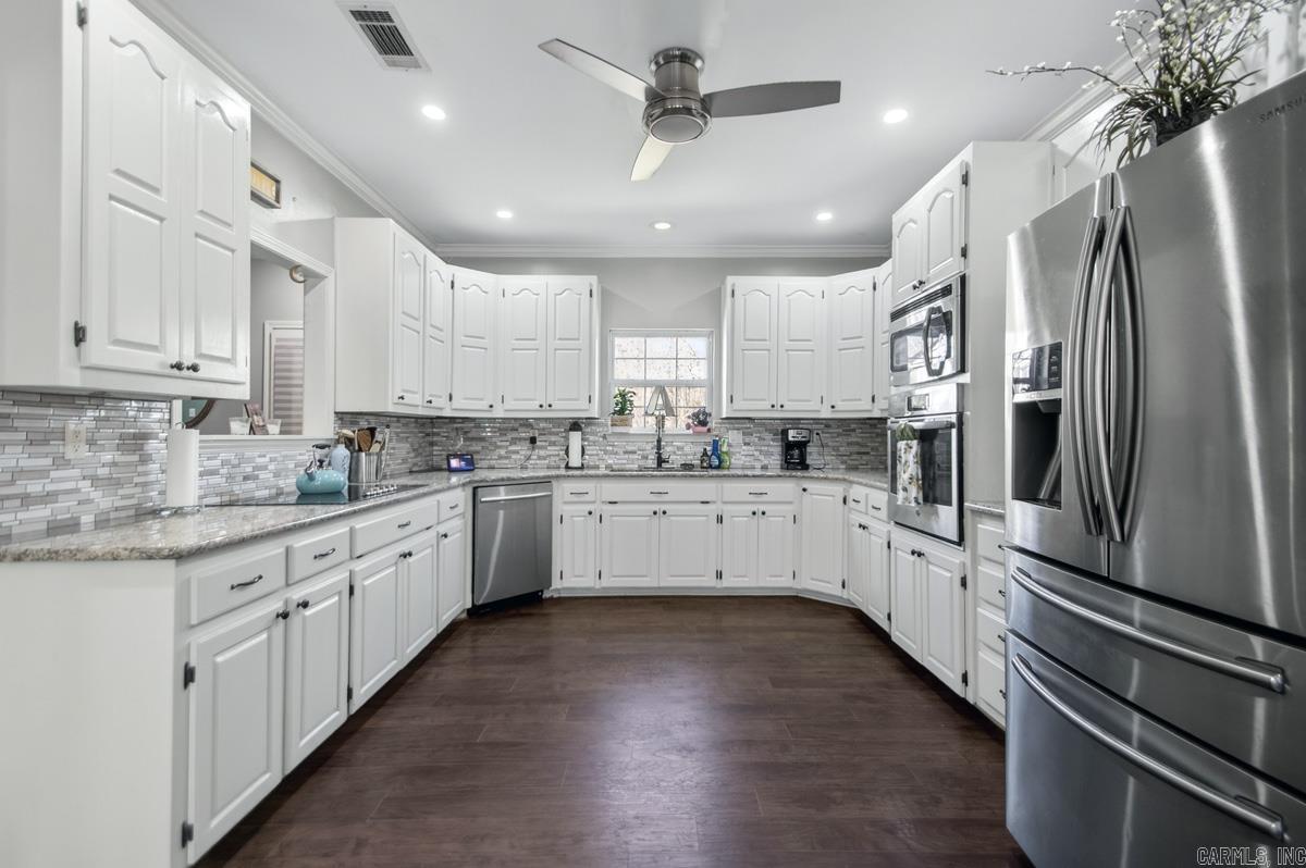 NORTH HILLS - Residential