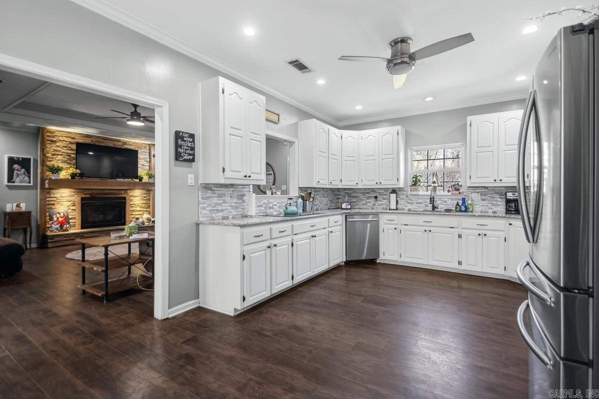 NORTH HILLS - Residential