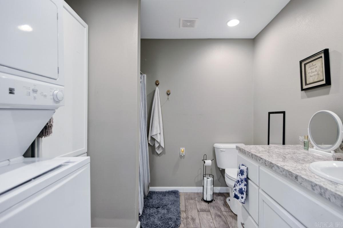 NORTH HILLS - Residential