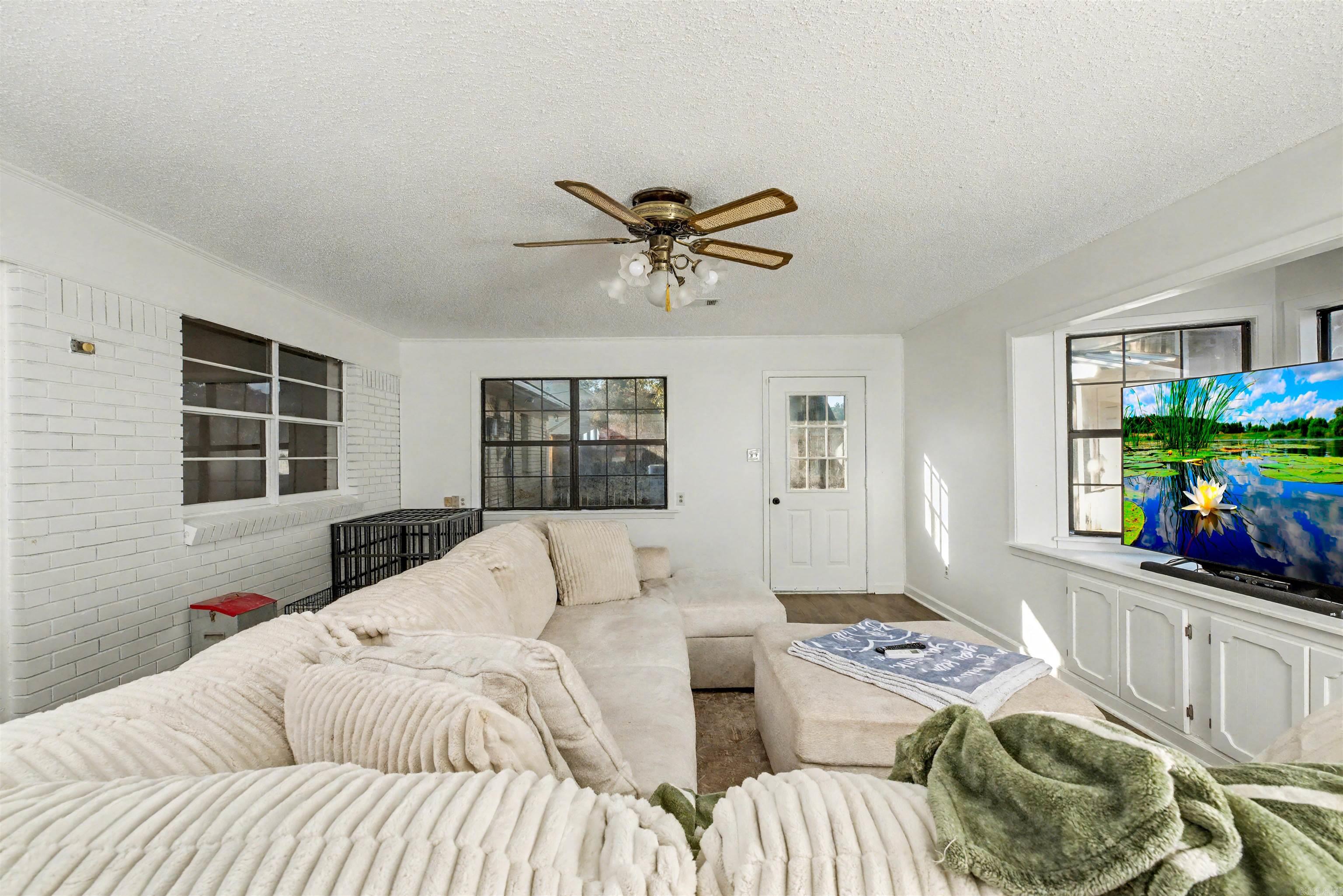 MCNEW RLTY CO ADD - Residential