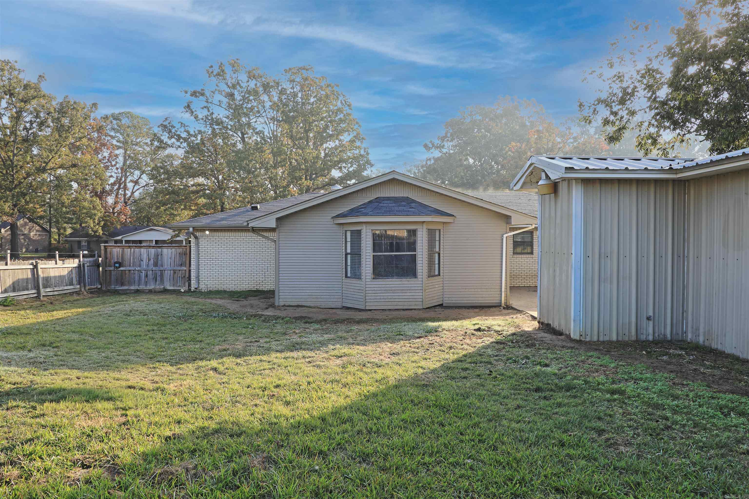 MCNEW RLTY CO ADD - Residential