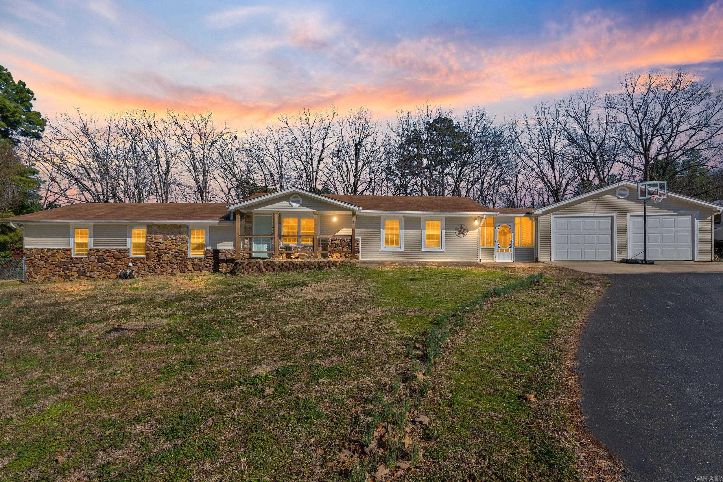 TREASURE HILL - Residential