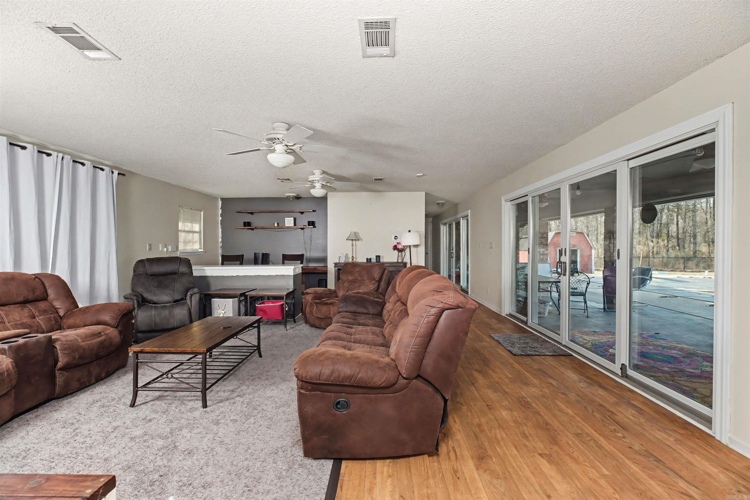 HOLLY PARK - Residential