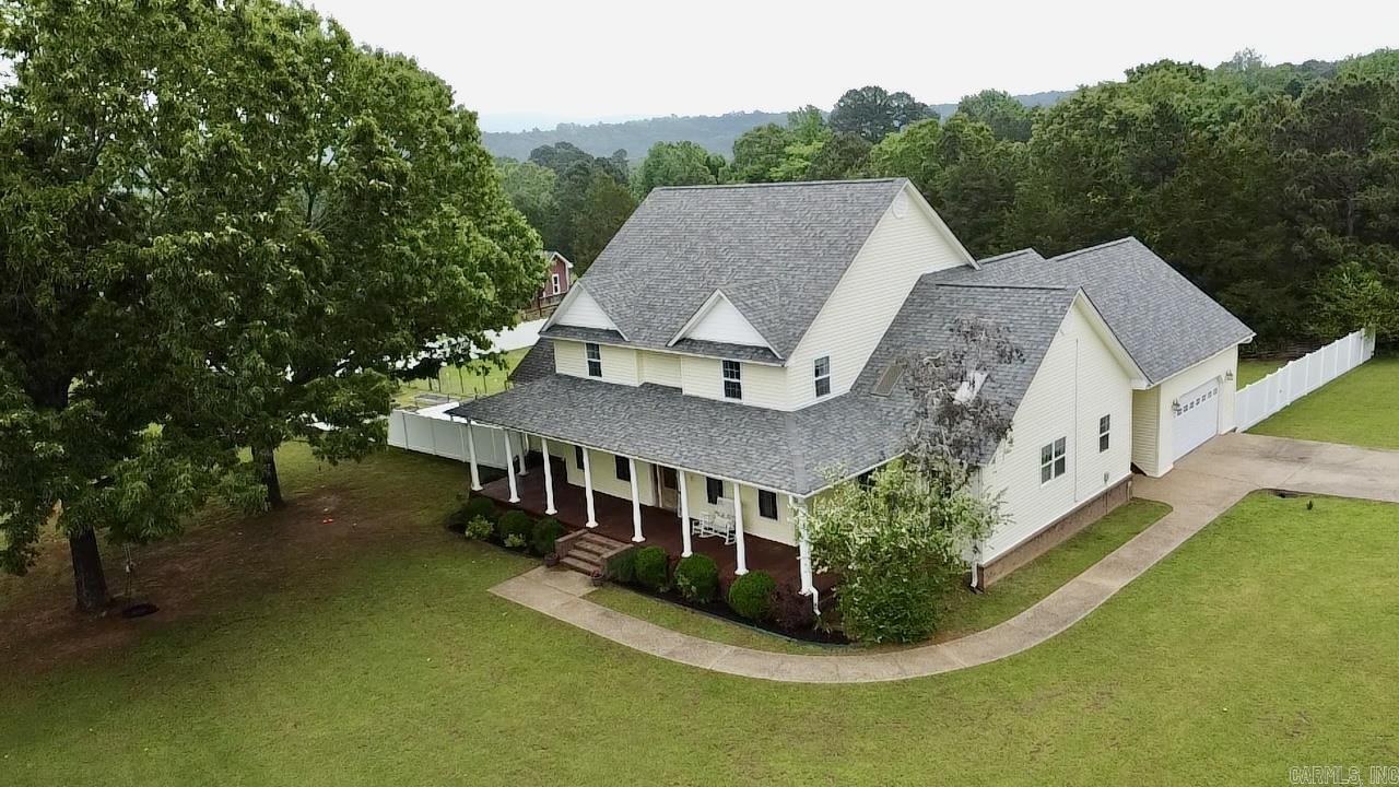 ROCK WALL HEIGHTS - Residential