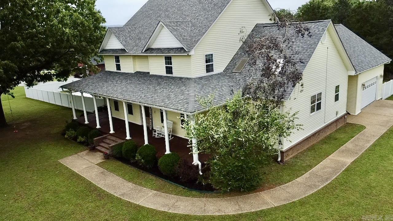 ROCK WALL HEIGHTS - Residential