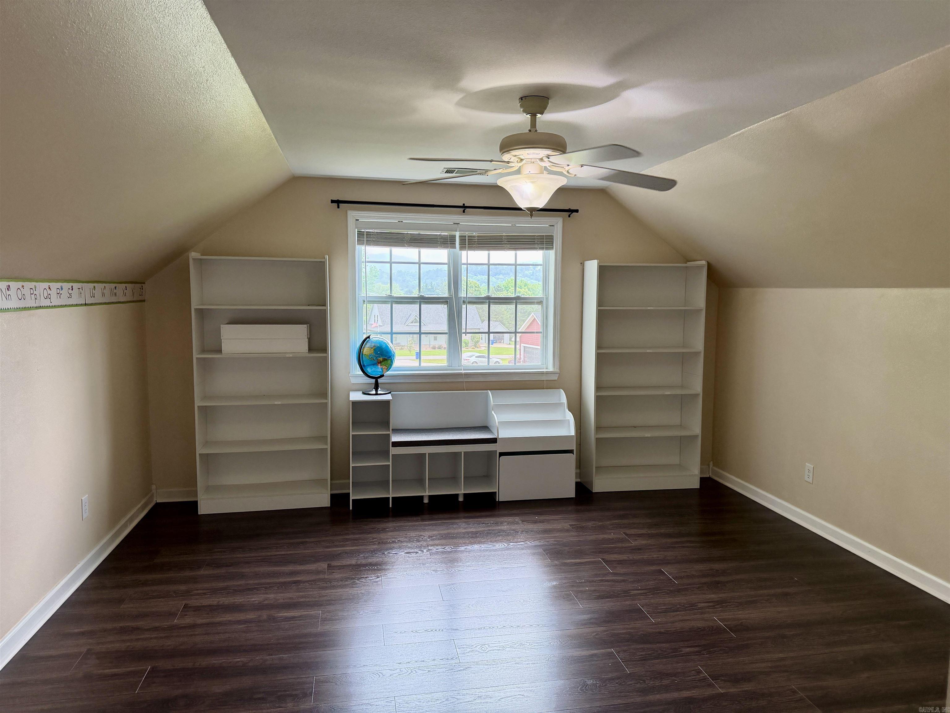 ROCK WALL HEIGHTS - Residential