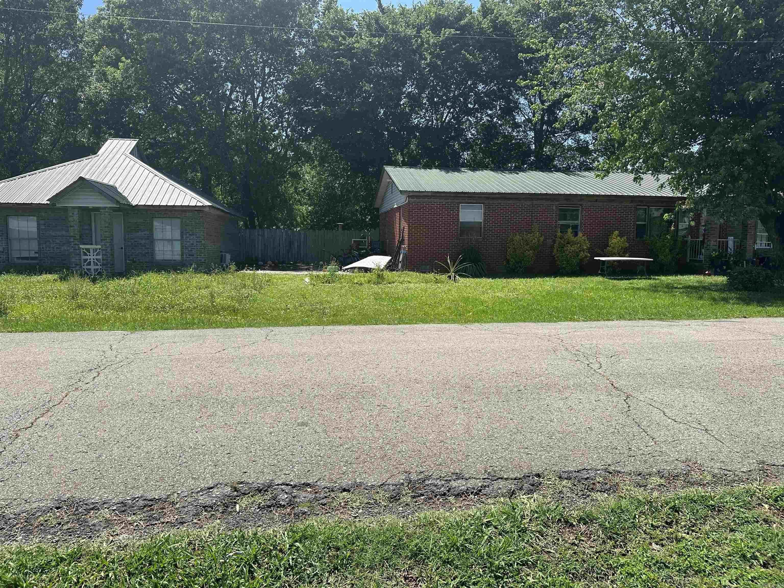 HUTTO ADDN - Residential