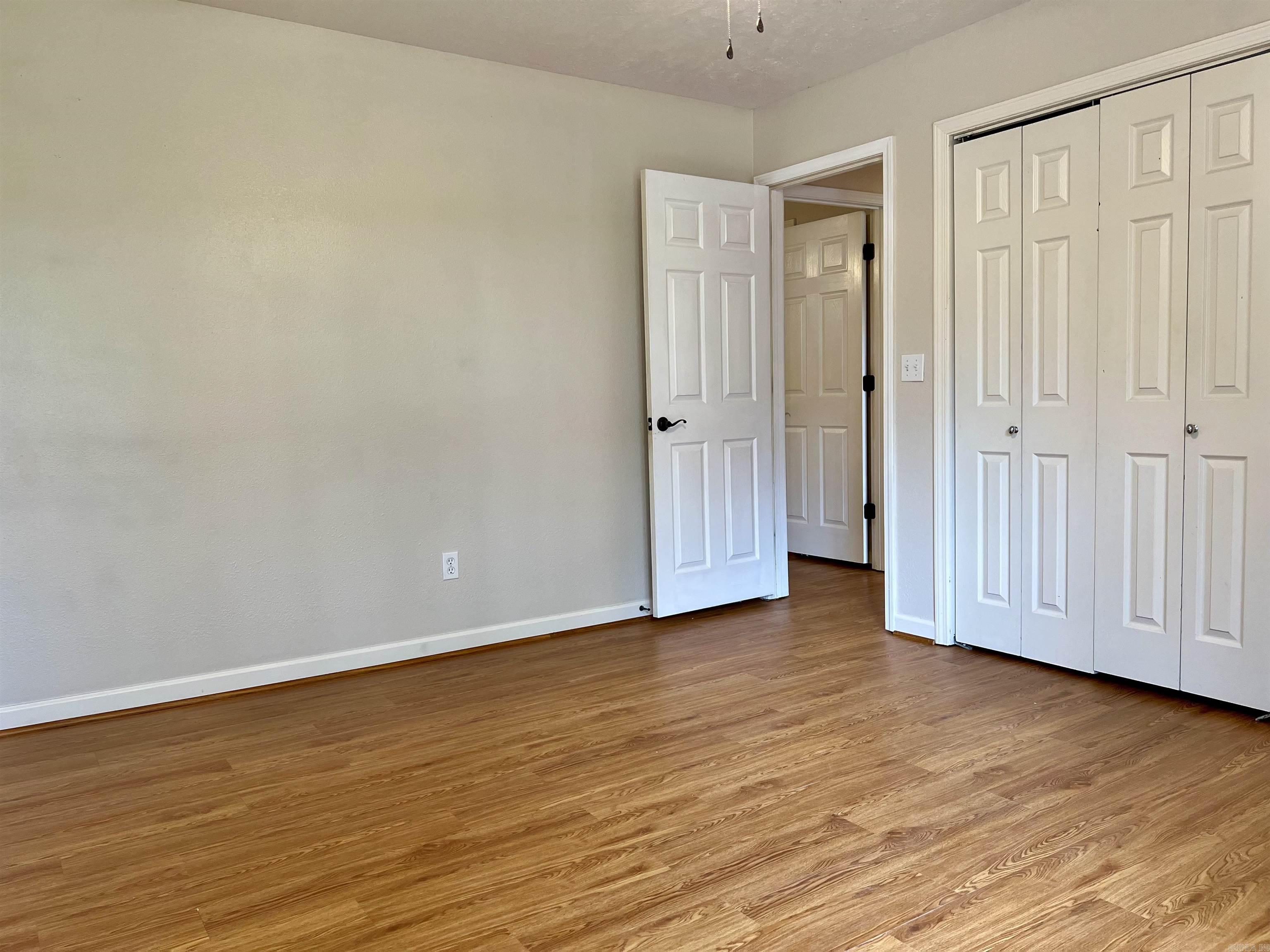 River Drive Estates South - Residential