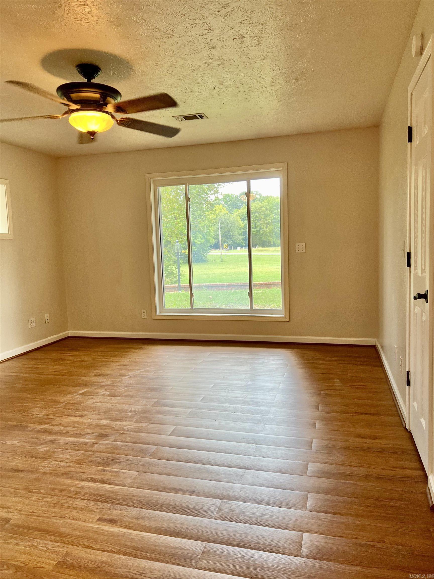 River Drive Estates South - Residential