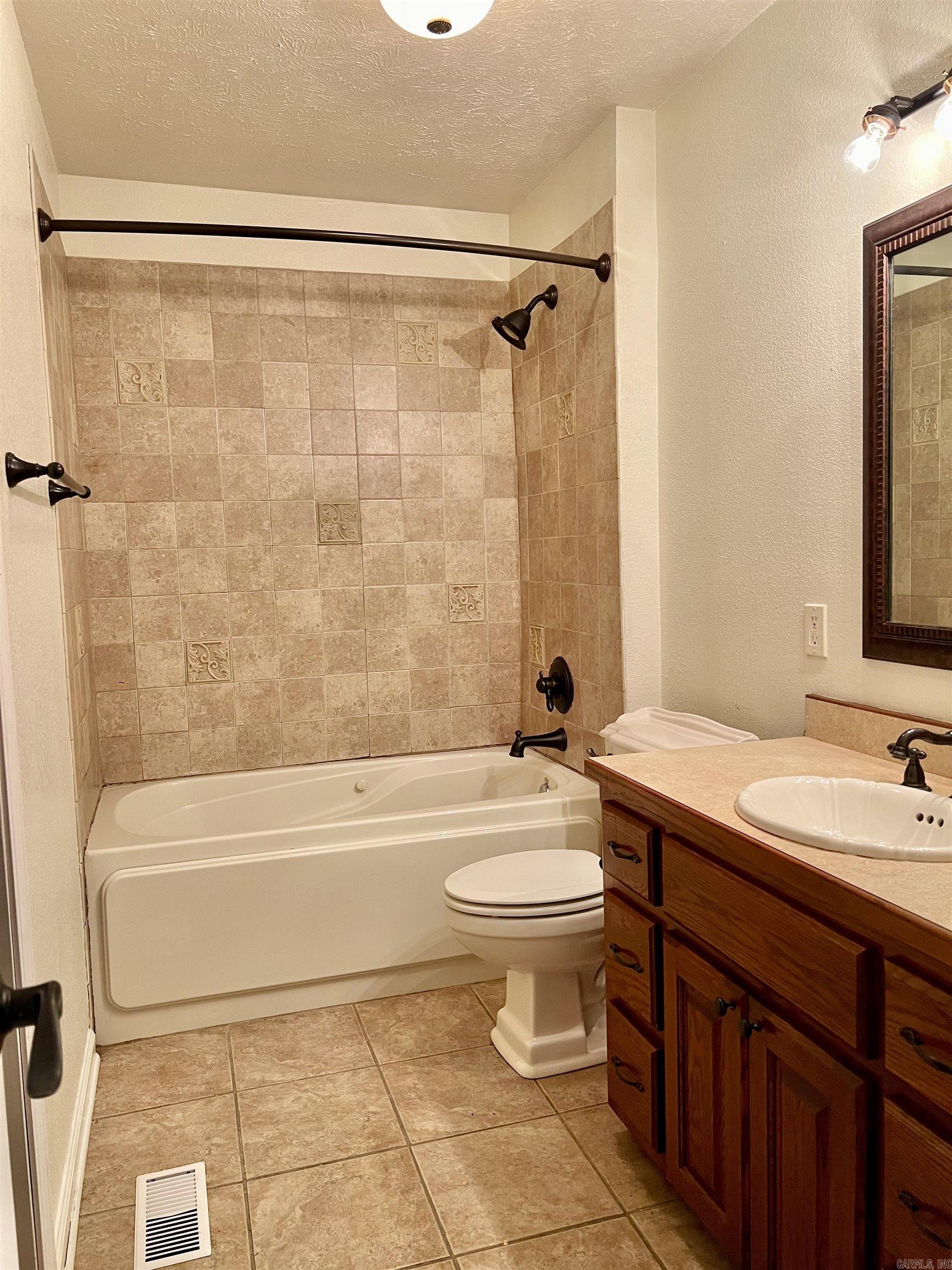 River Drive Estates South - Residential