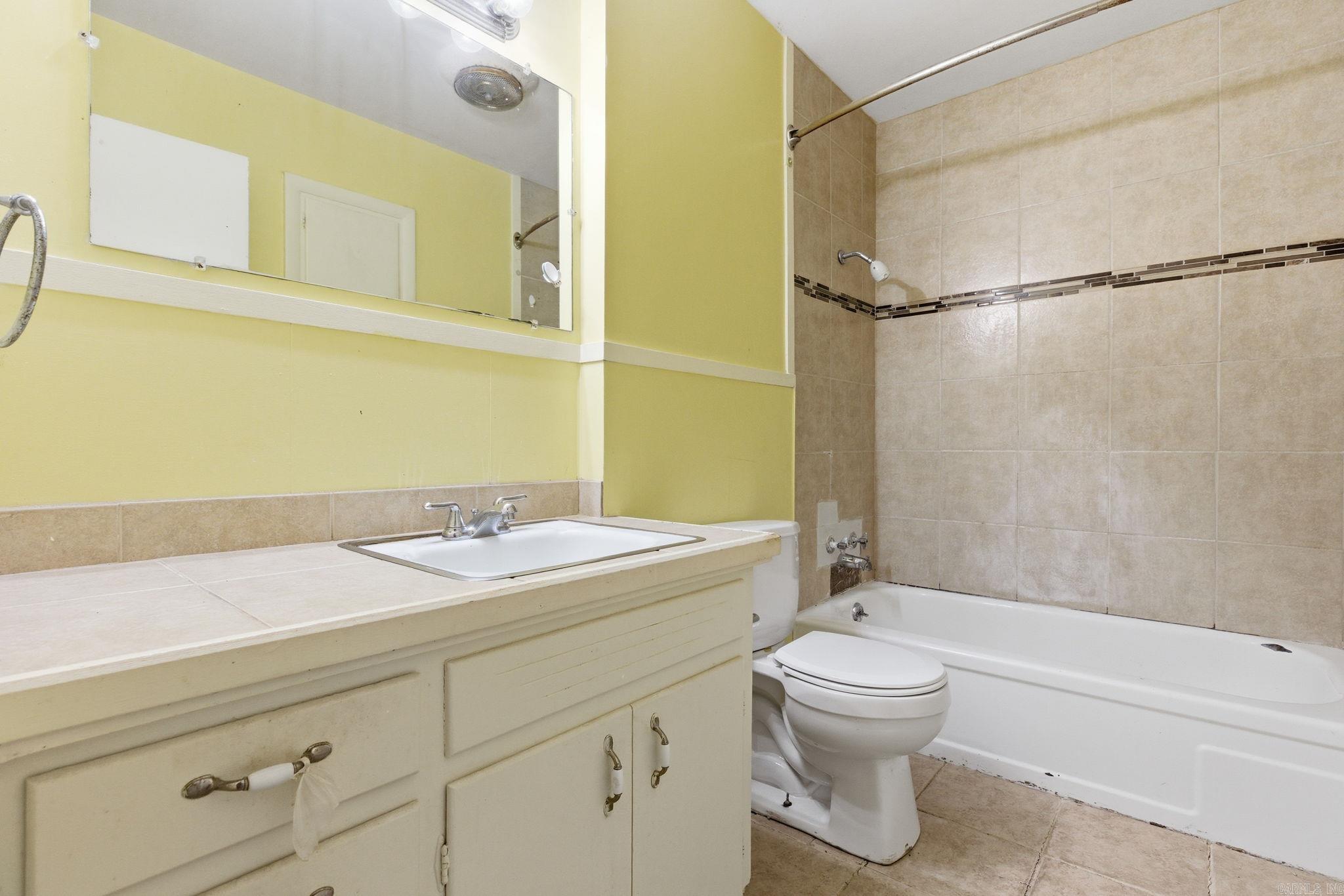 CASTLE COVE - Residential