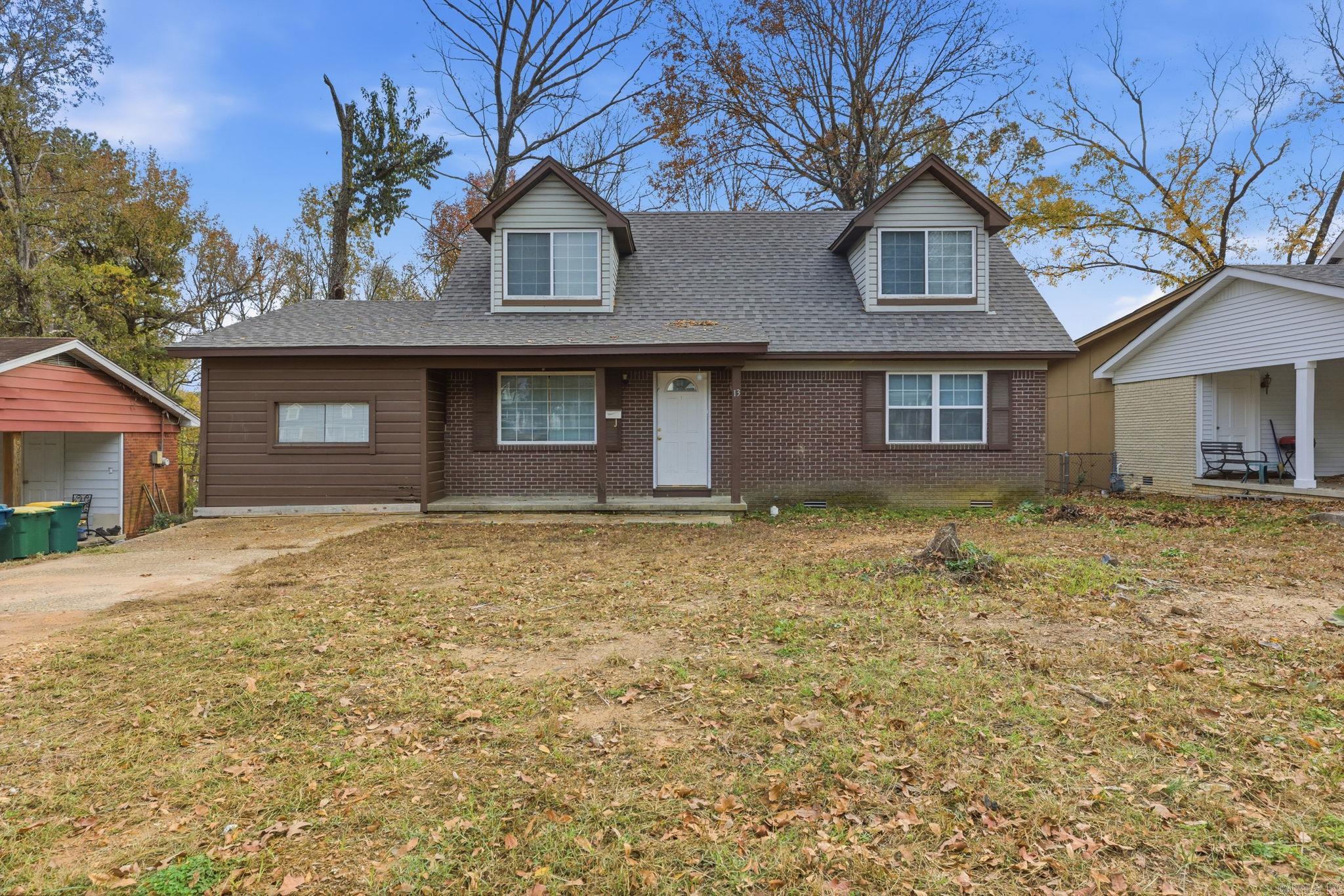 CASTLE COVE - Residential