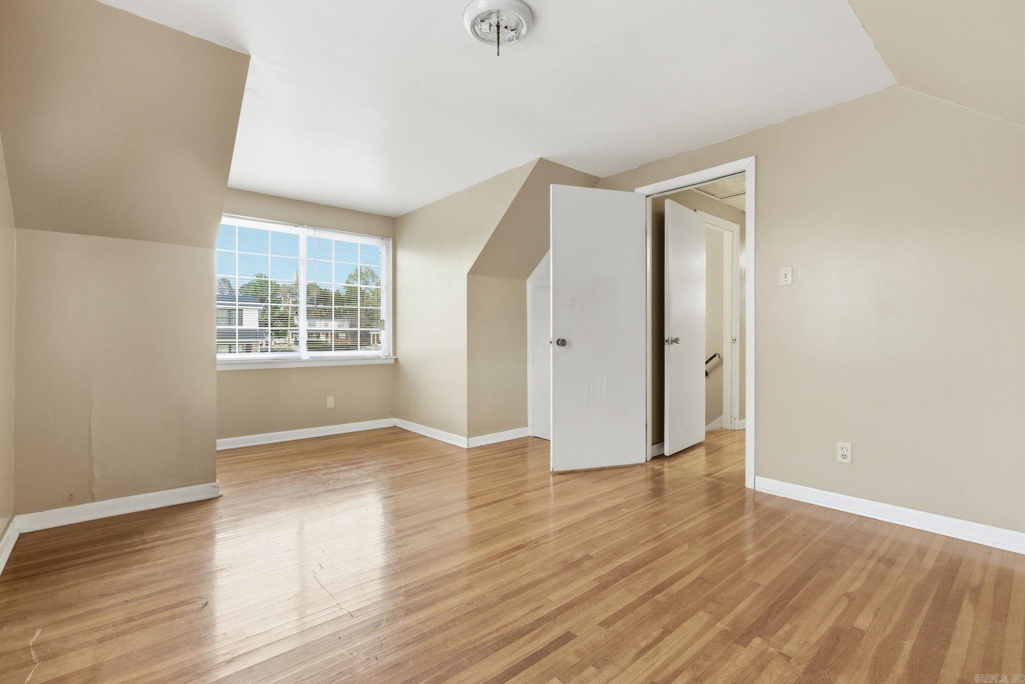 CASTLE COVE - Residential