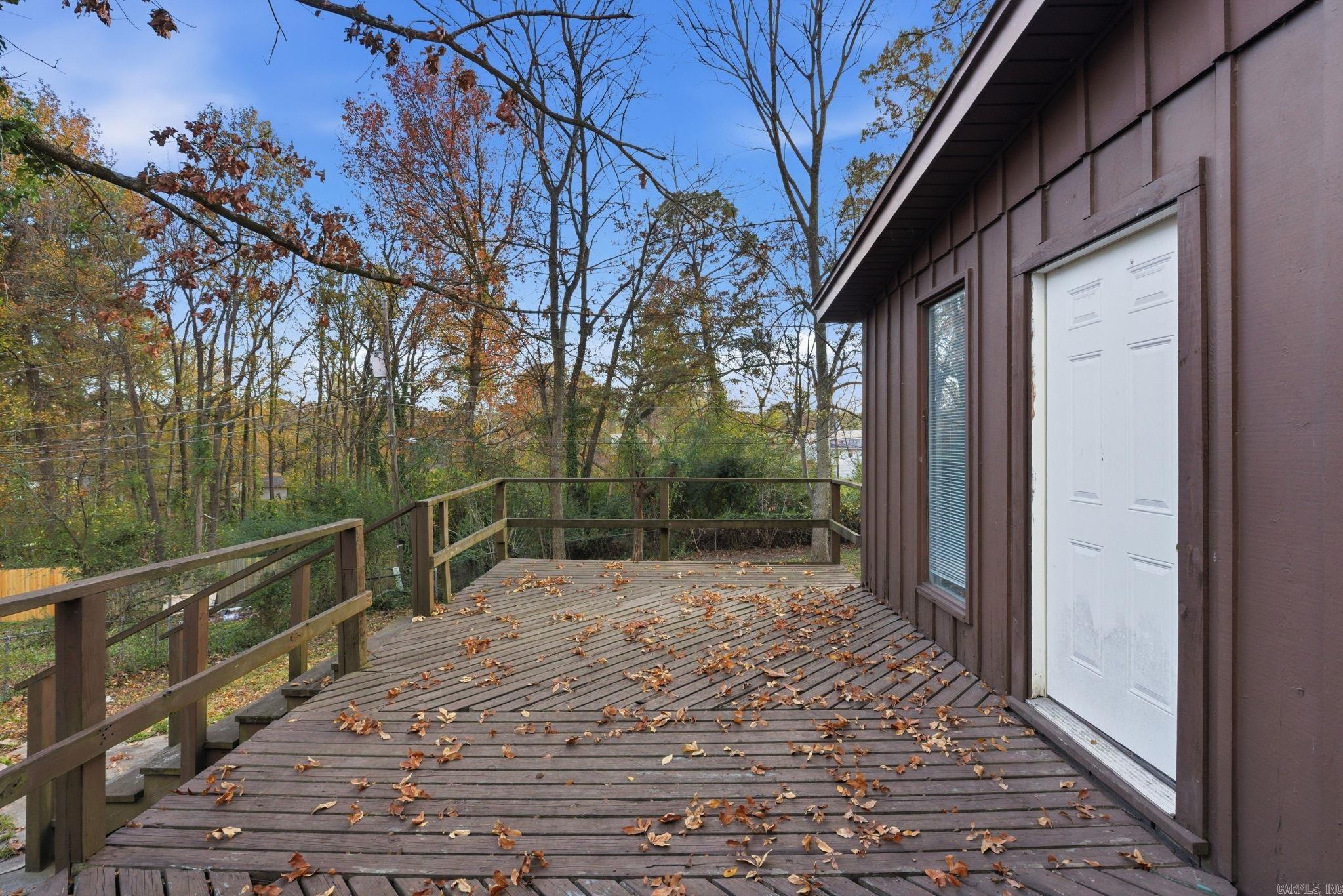 CASTLE COVE - Residential