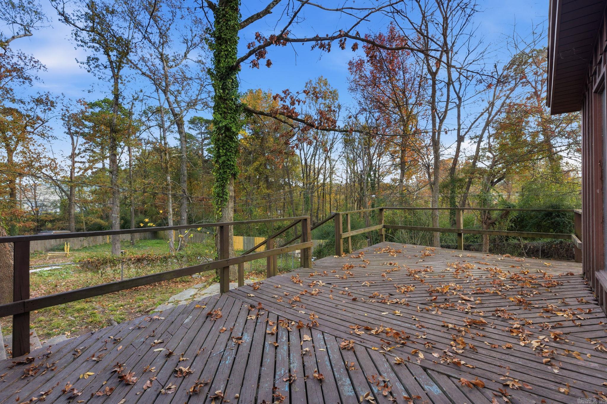 CASTLE COVE - Residential