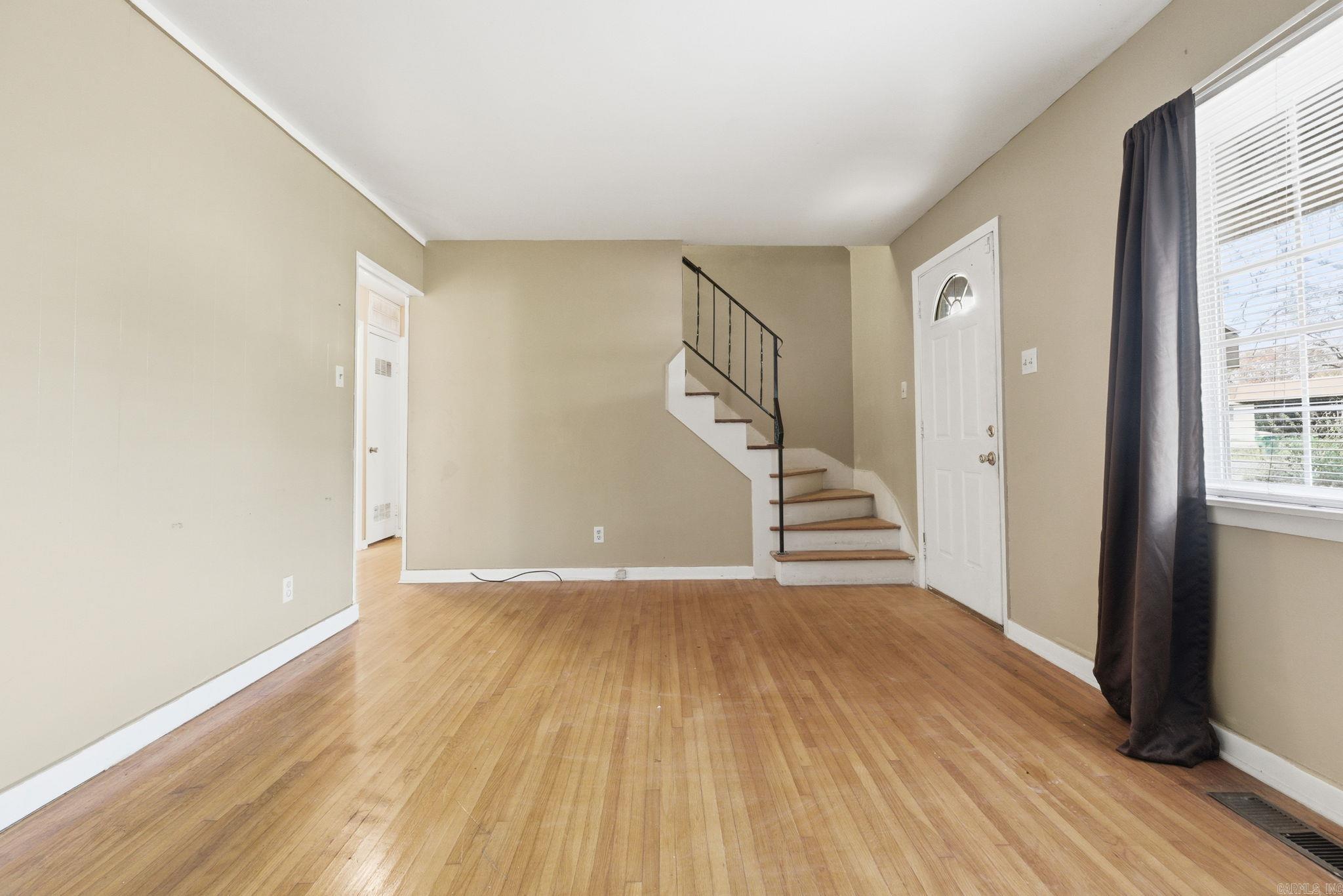 CASTLE COVE - Residential