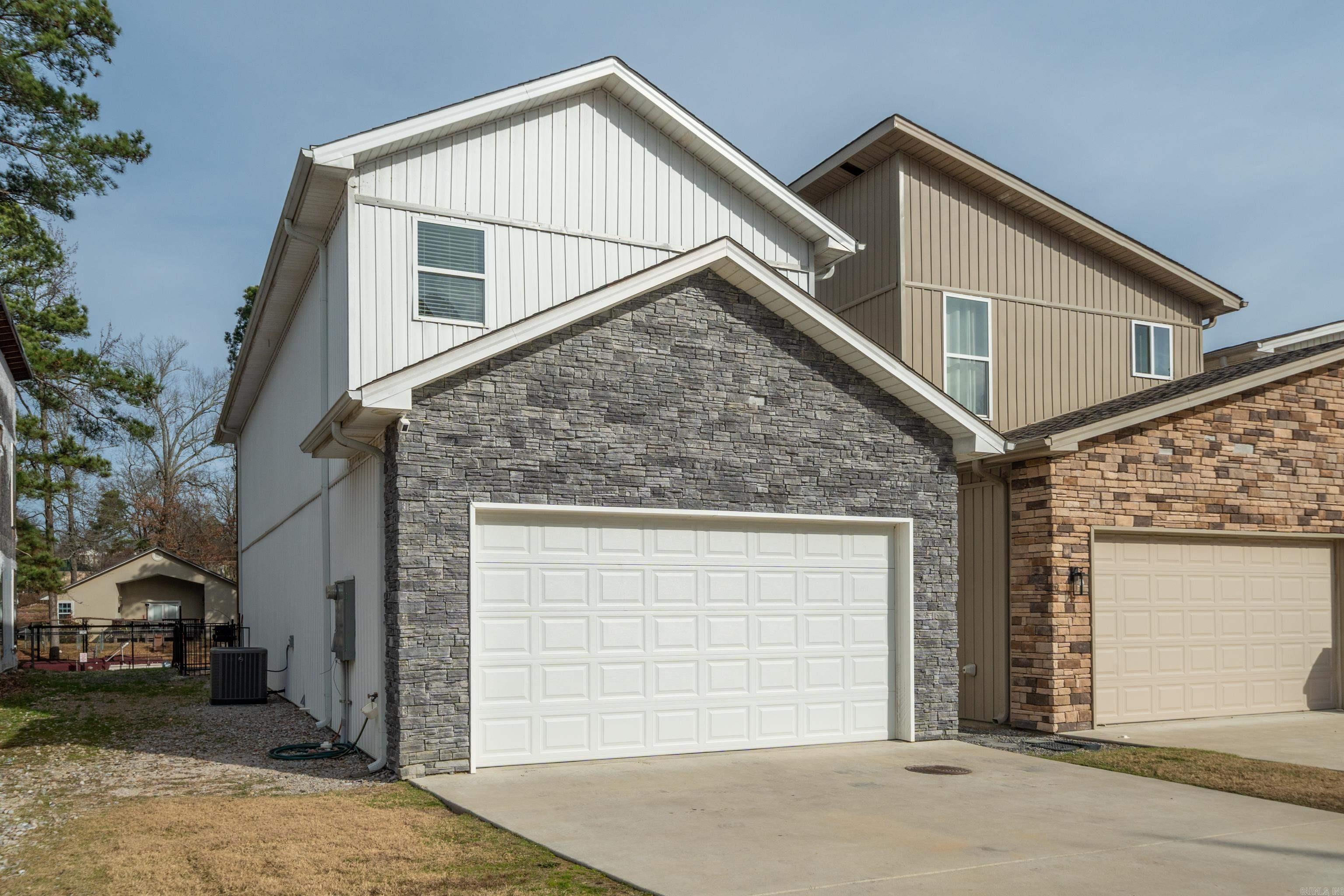 Lake Aire - Residential