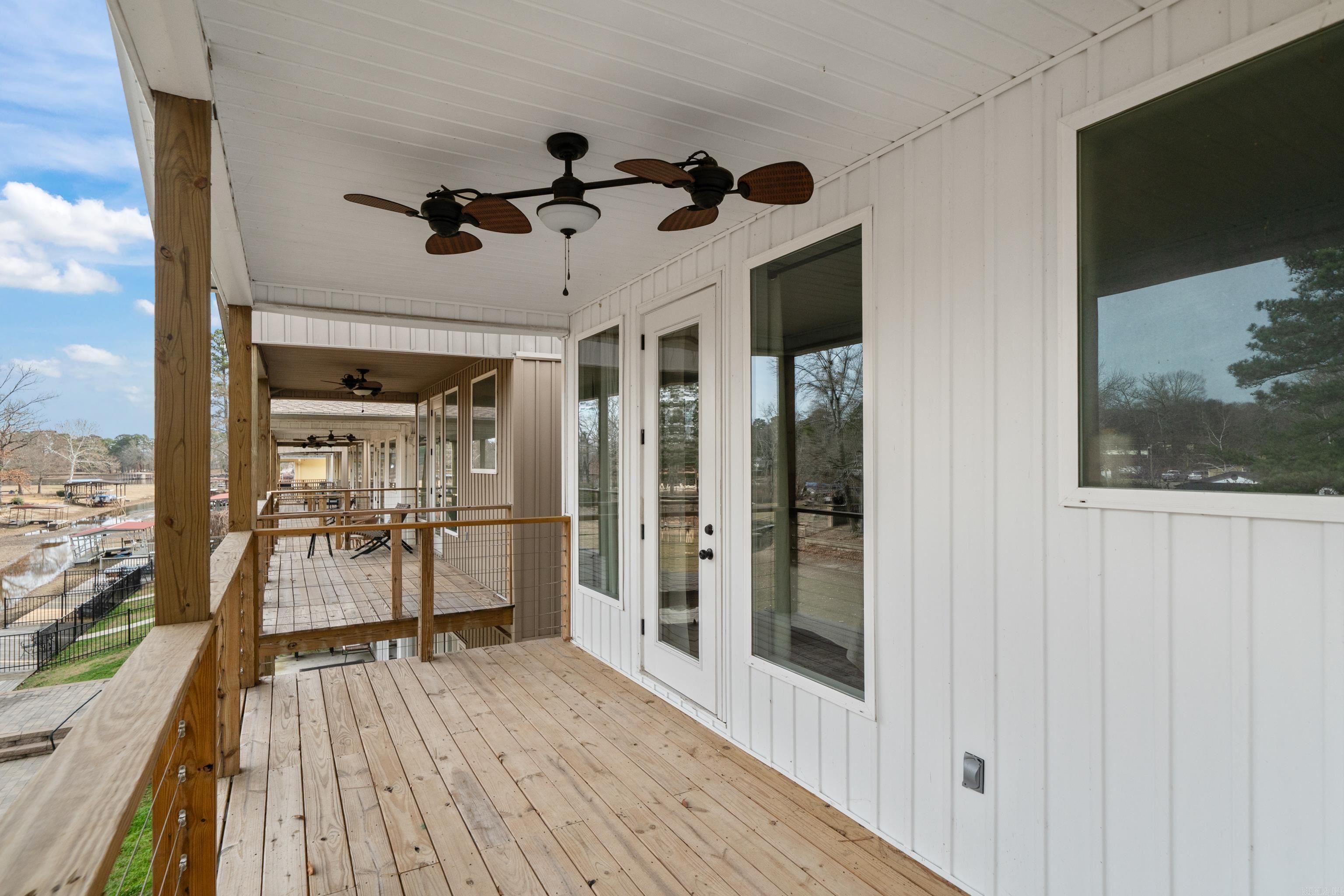 Lake Aire - Residential