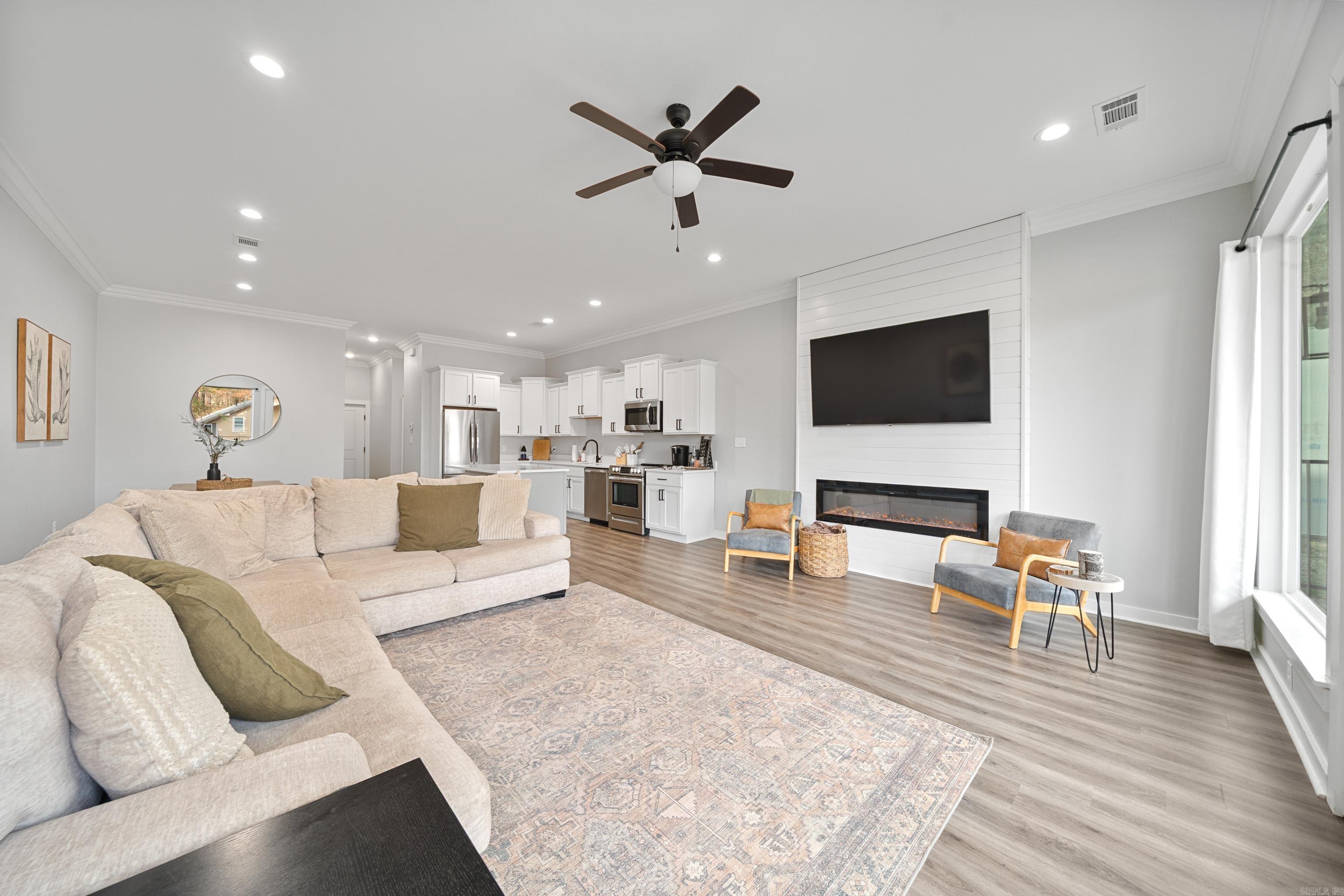 Lake Aire - Residential