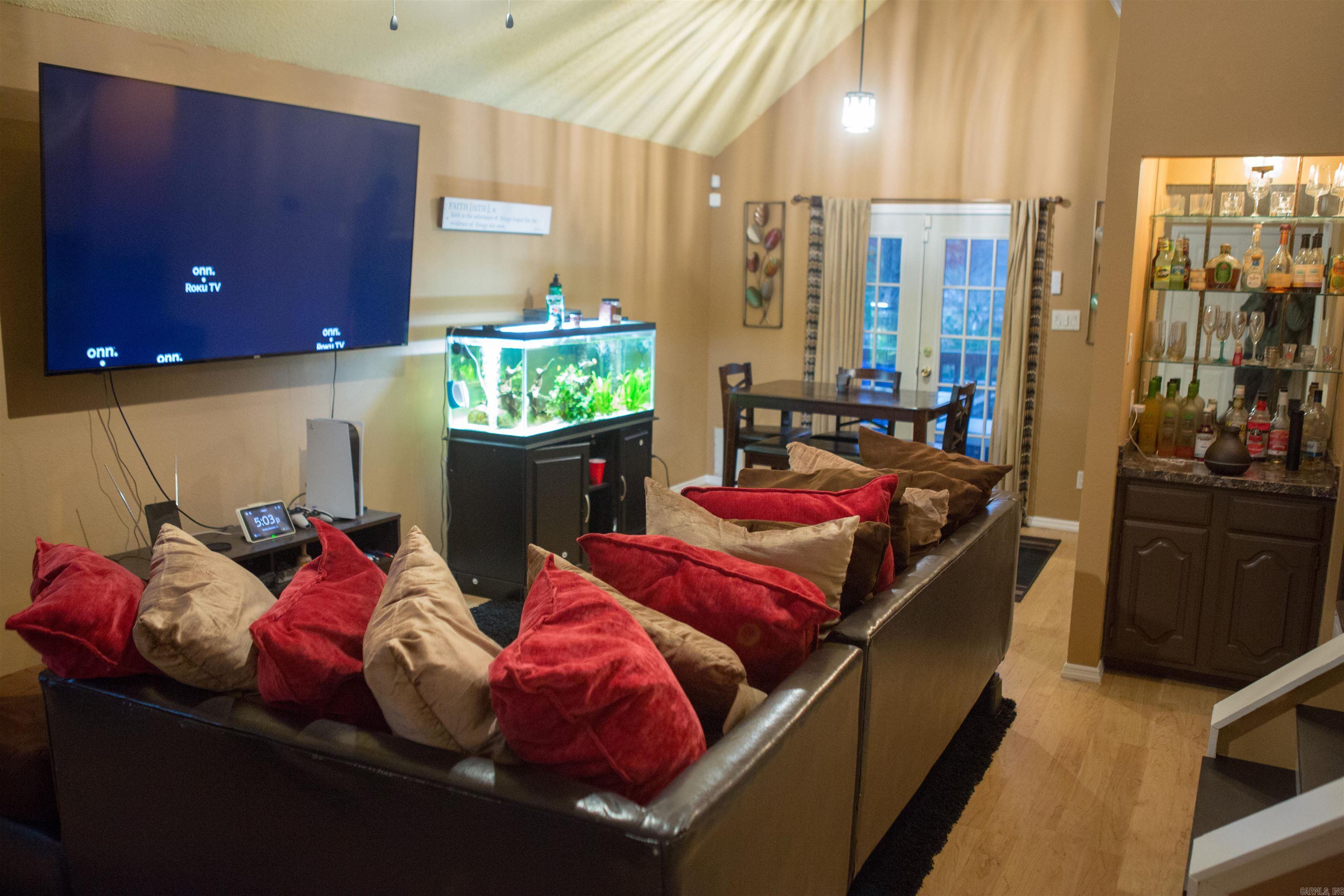 OTTER CREEK COMMUNITY - Residential