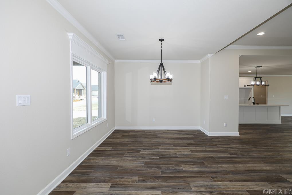 OLDE SALEM TOWNSHIP - Residential