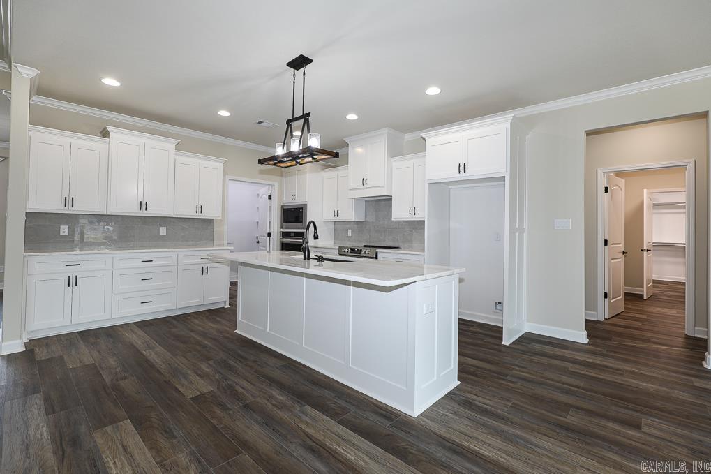 OLDE SALEM TOWNSHIP - Residential