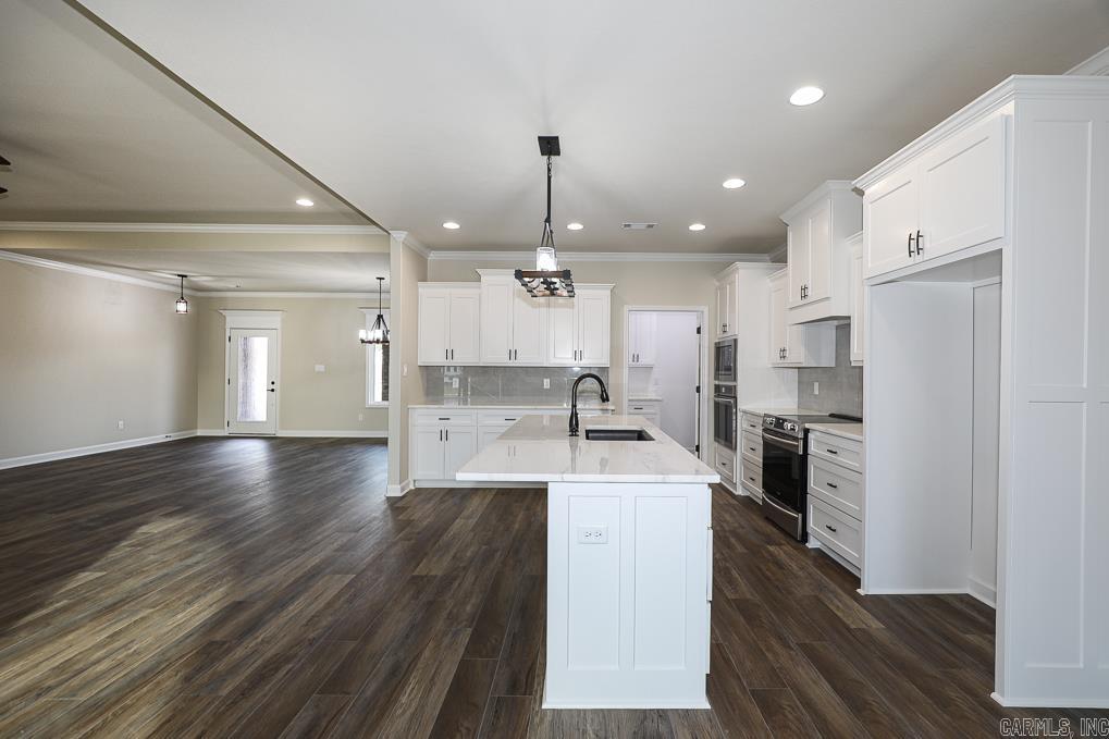 OLDE SALEM TOWNSHIP - Residential