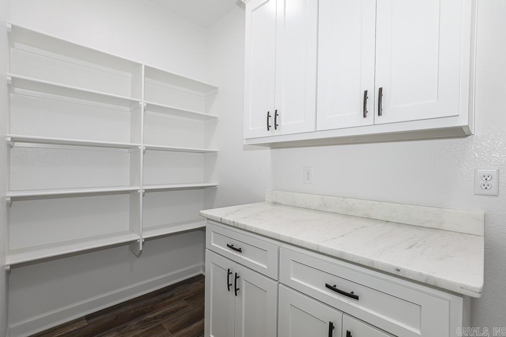 OLDE SALEM TOWNSHIP - Residential