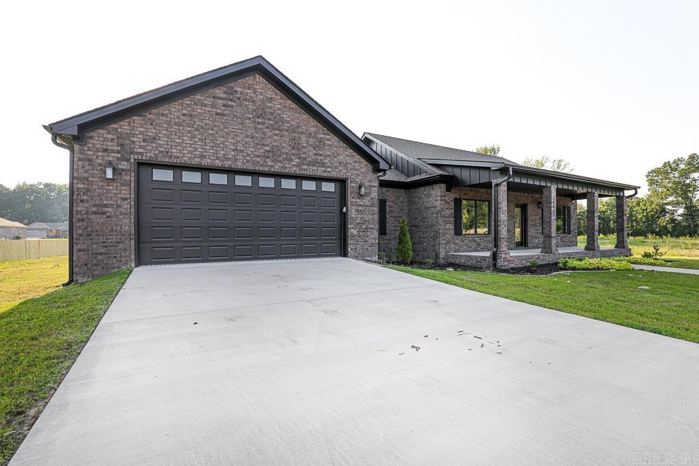 OLDE SALEM TOWNSHIP - Residential