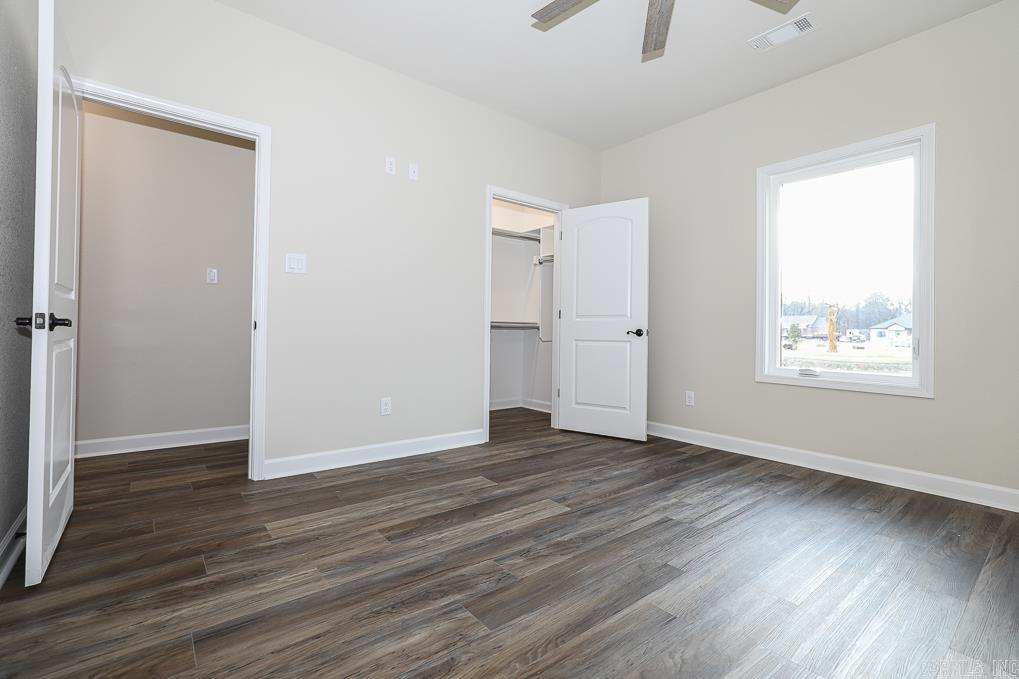 OLDE SALEM TOWNSHIP - Residential