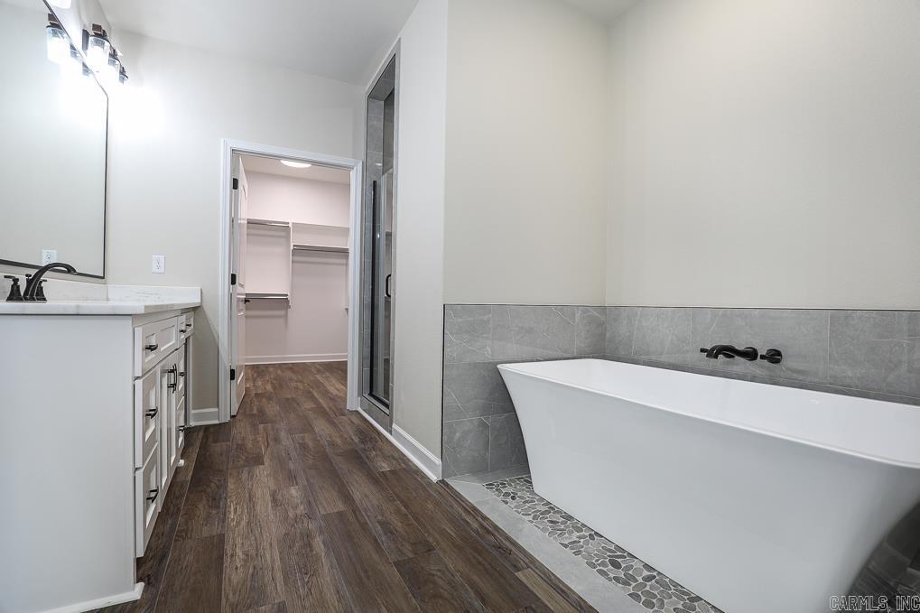 OLDE SALEM TOWNSHIP - Residential