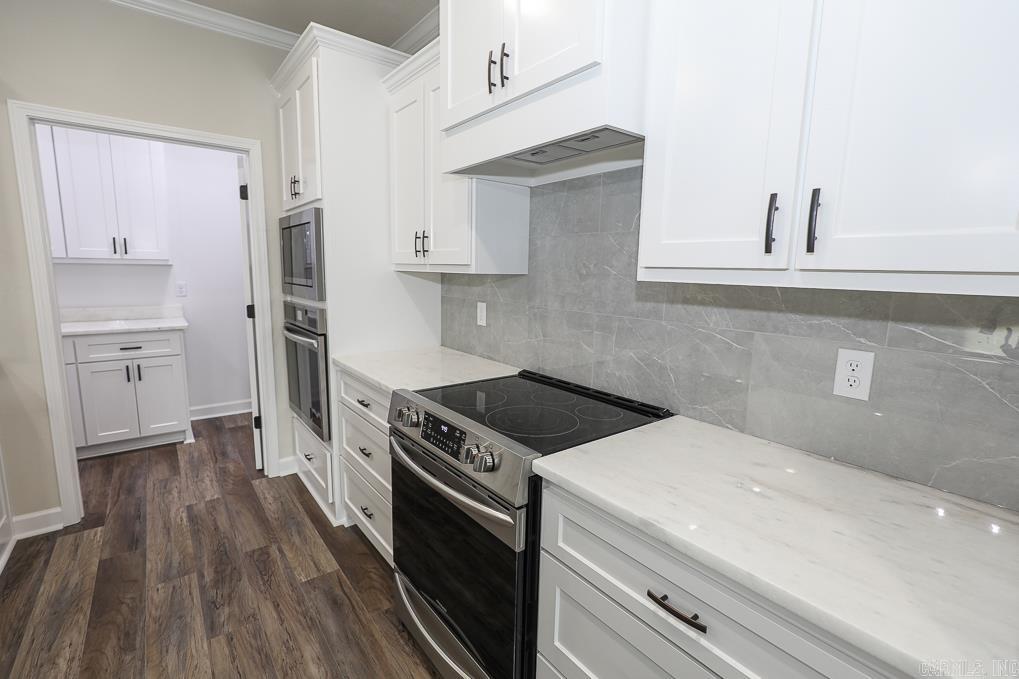 OLDE SALEM TOWNSHIP - Residential