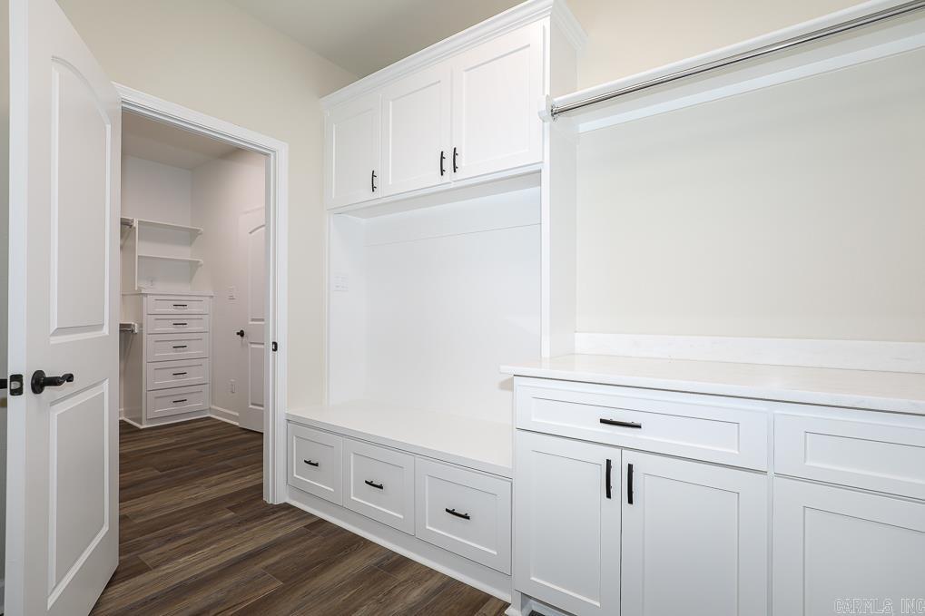 OLDE SALEM TOWNSHIP - Residential