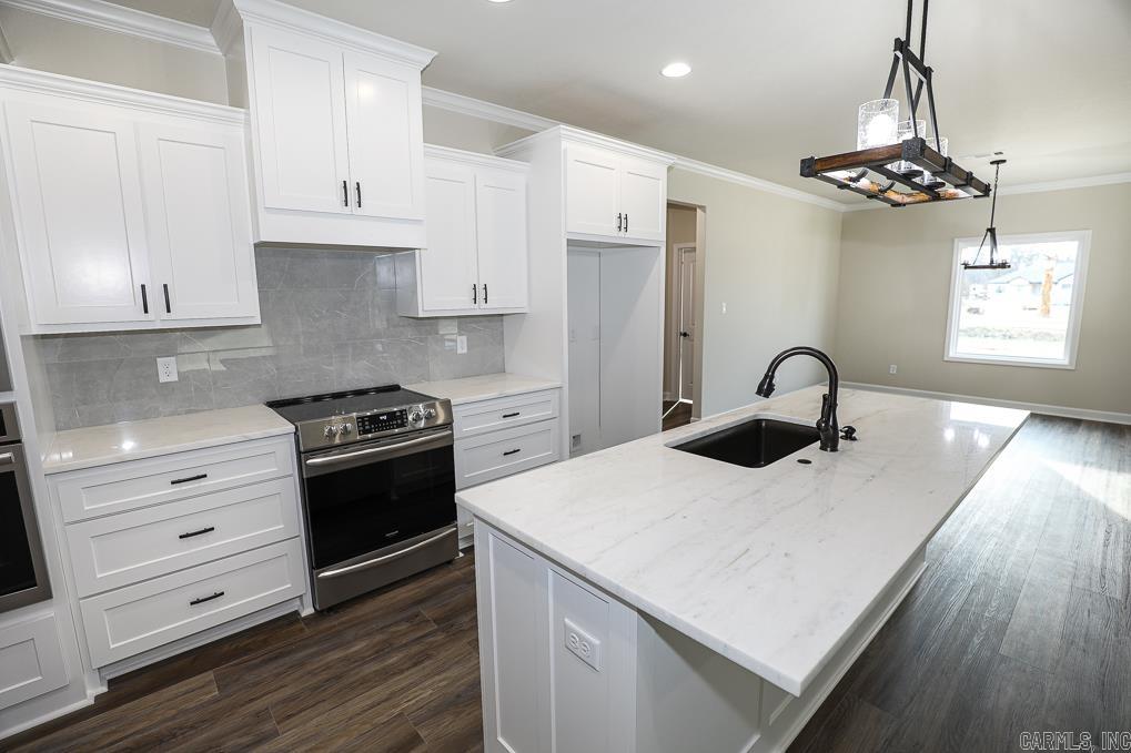 OLDE SALEM TOWNSHIP - Residential