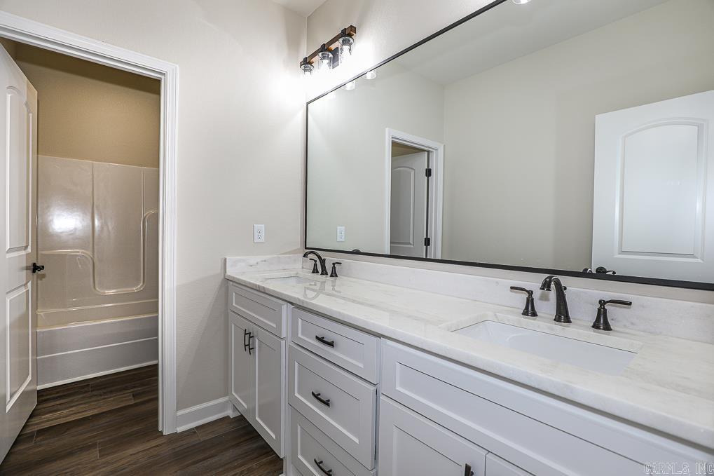 OLDE SALEM TOWNSHIP - Residential