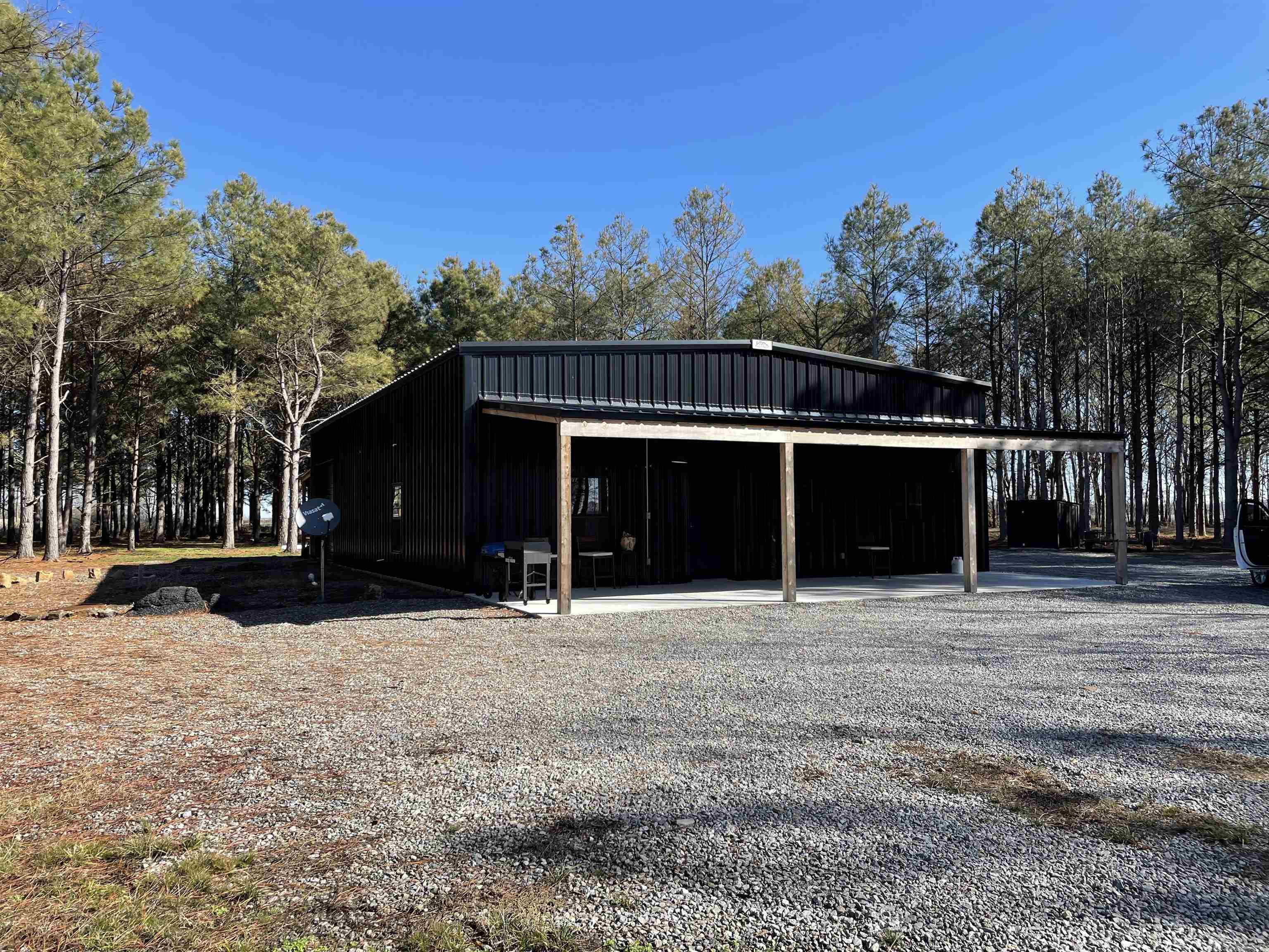 Lonoke - Farm
