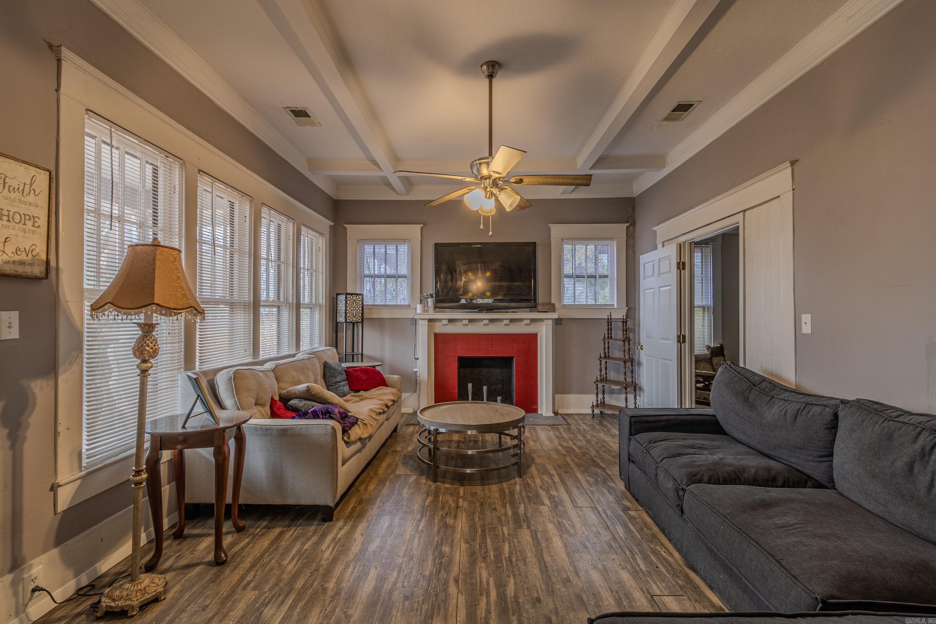 WEST END - Residential