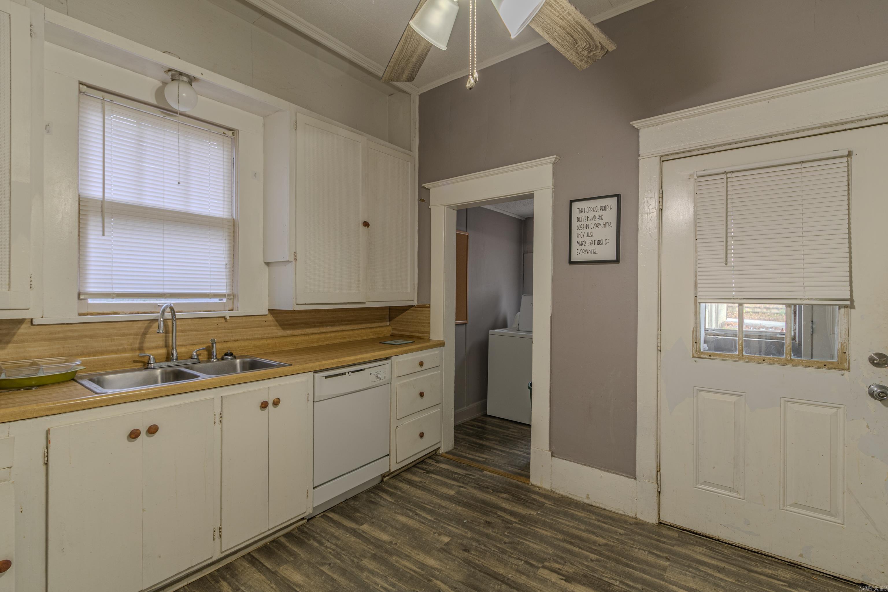 WEST END - Residential