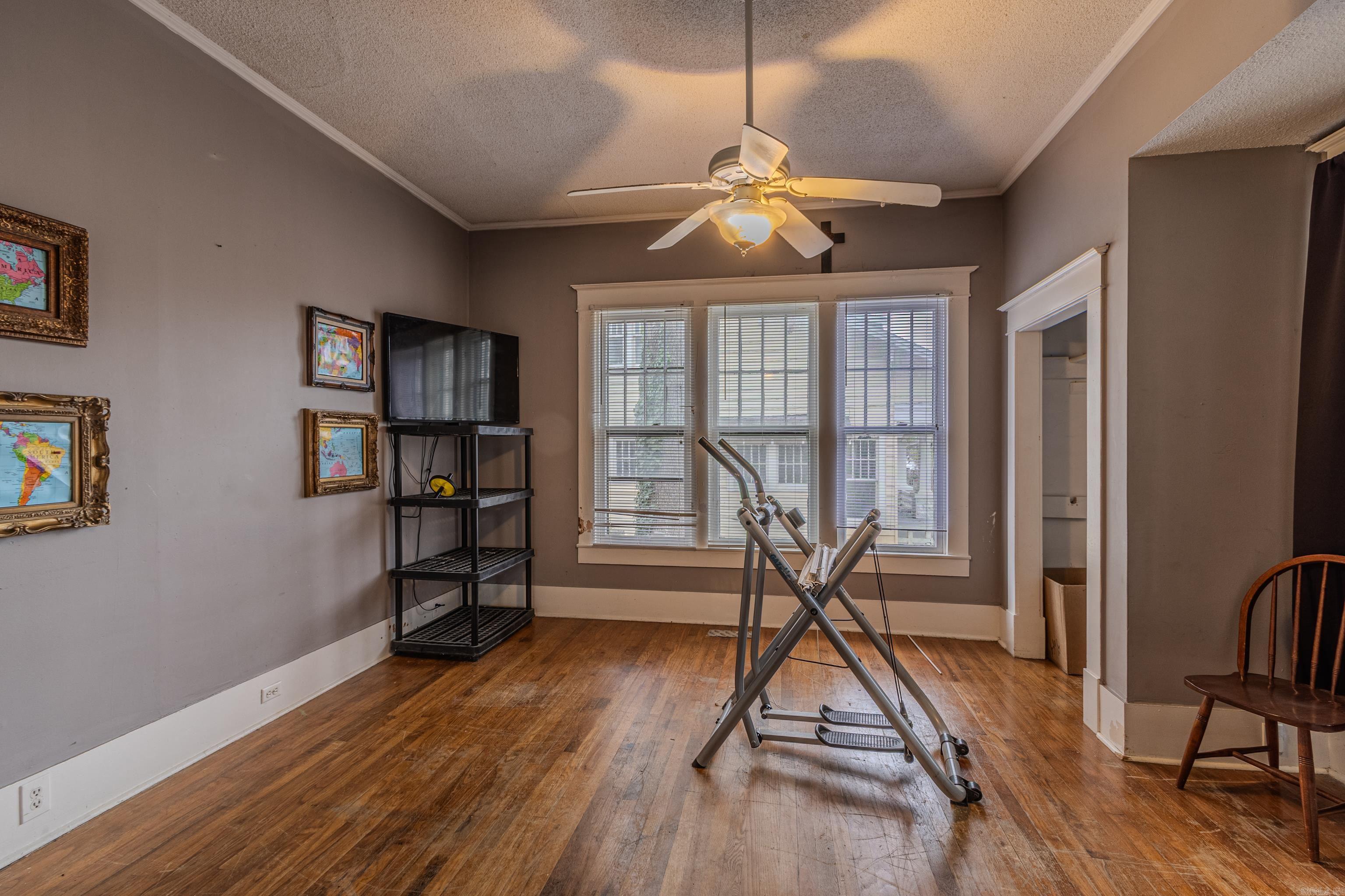 WEST END - Residential