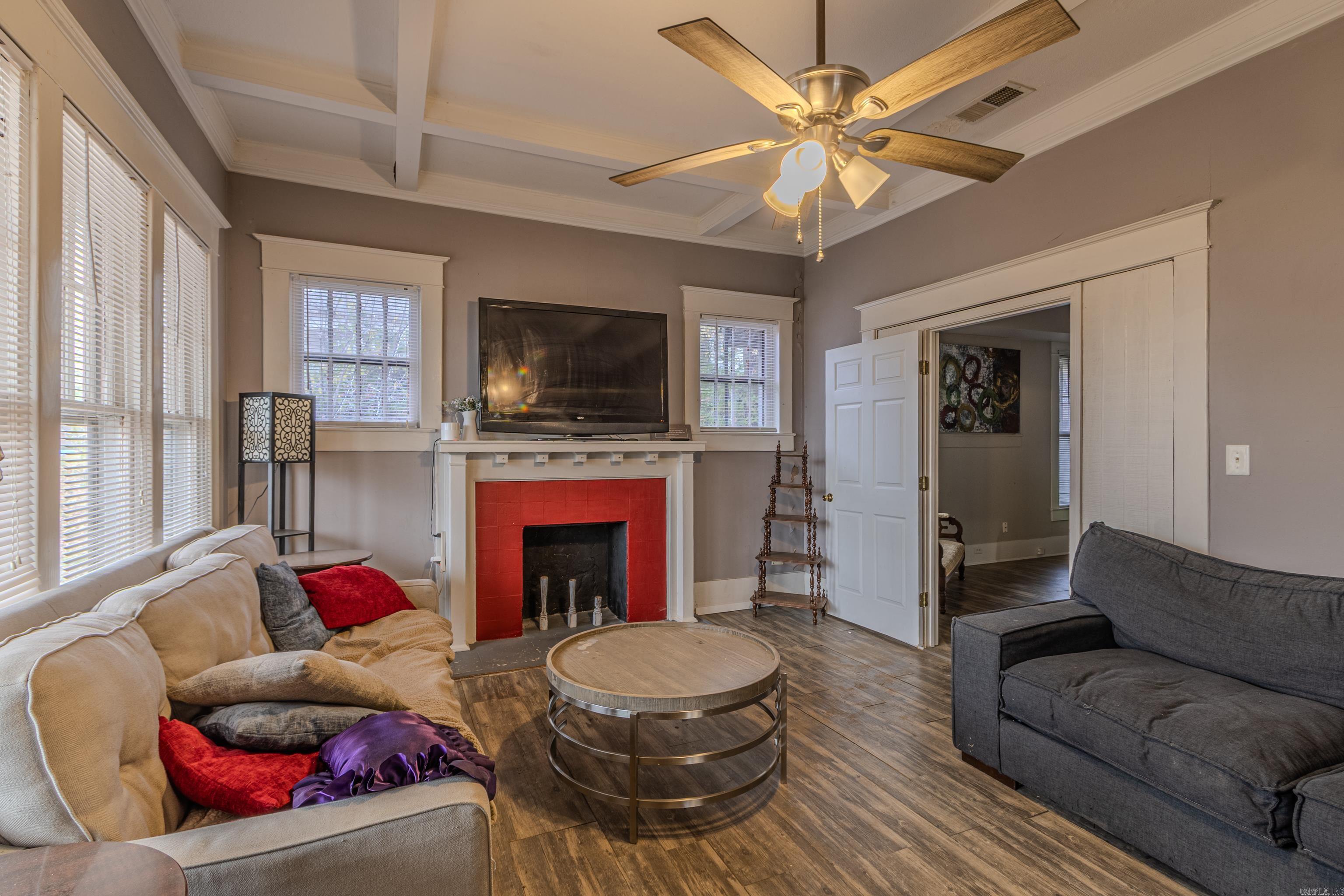 WEST END - Residential