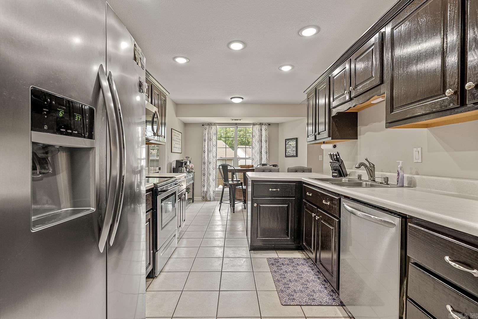 WOODLAND HEIGHTS - Residential