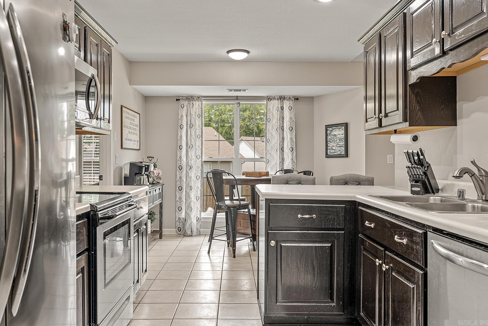 WOODLAND HEIGHTS - Residential