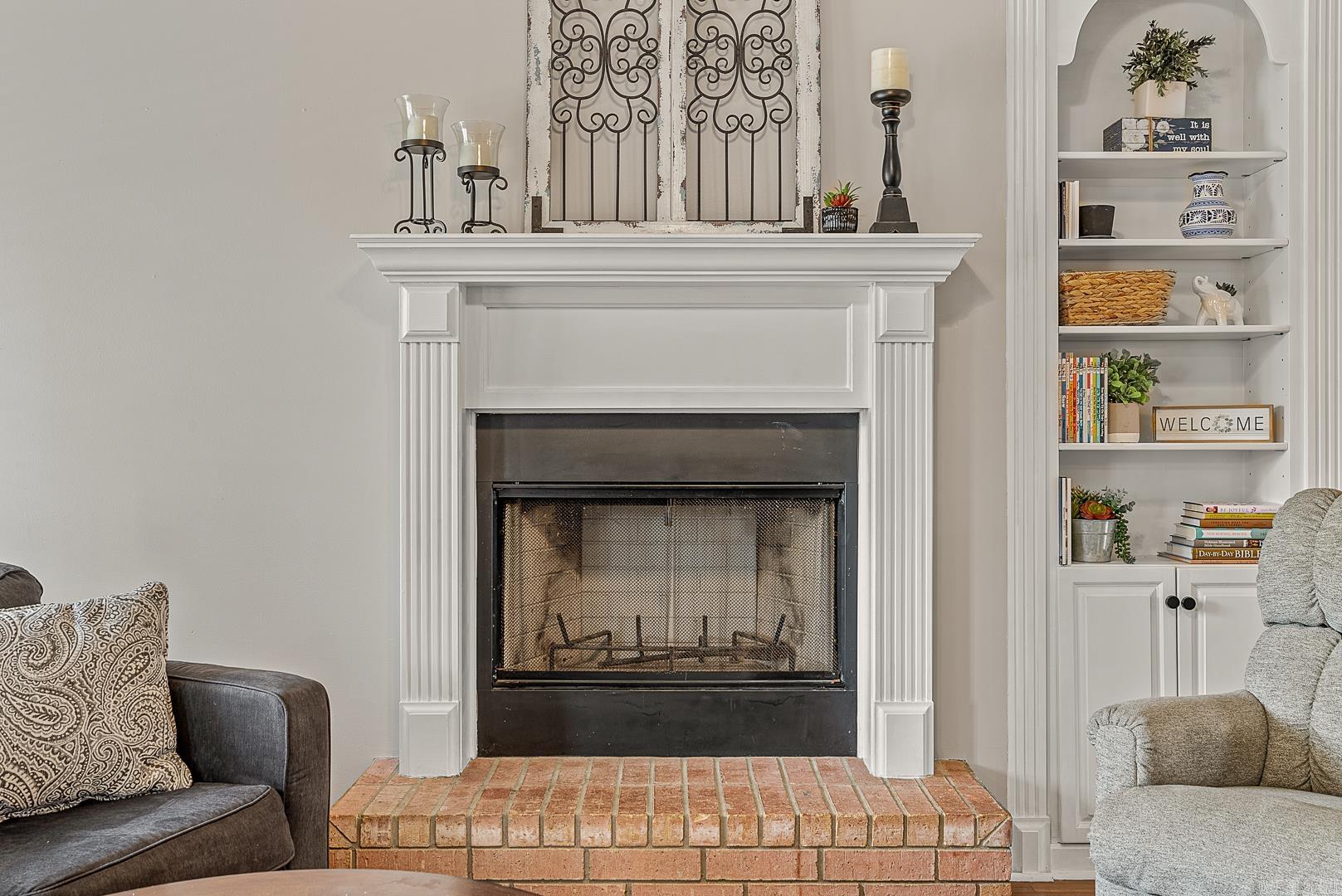 WOODLAND HEIGHTS - Residential